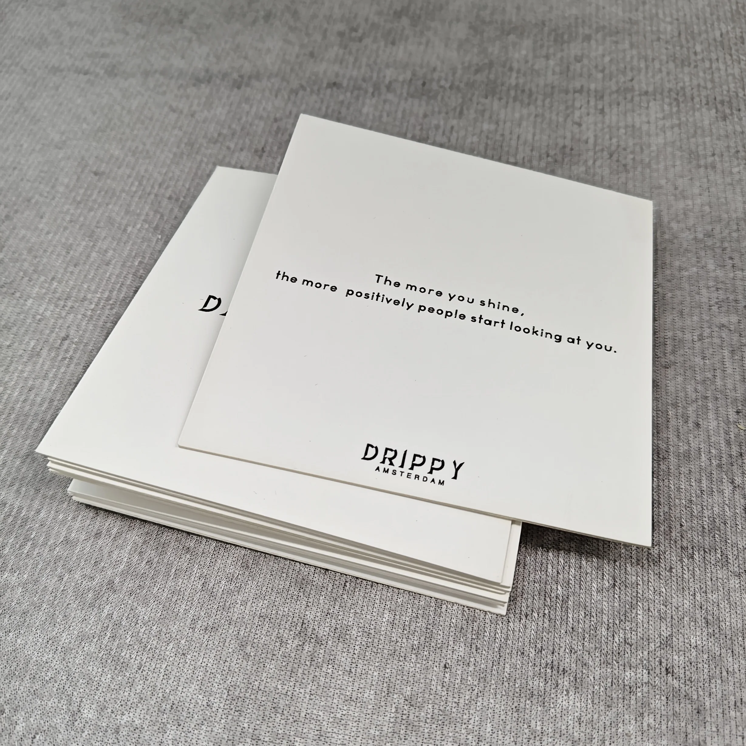 Customized 800g High Quality Luxury Business Card with UV Printing Small
