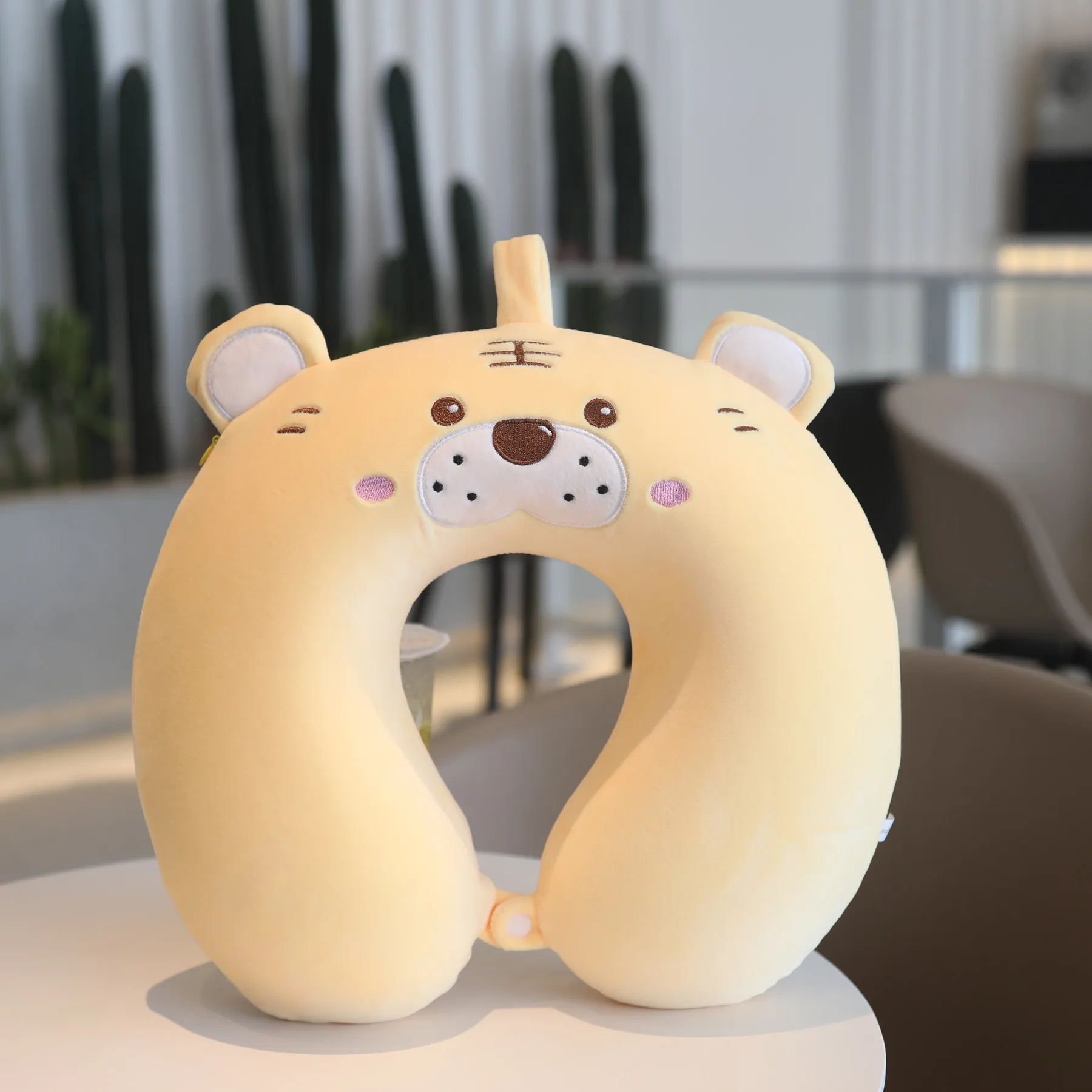 New Office Nap U Shape Cushion Pillow Portable Comfortable Cervical Pillow Cartoon Travel Neck Pillow
