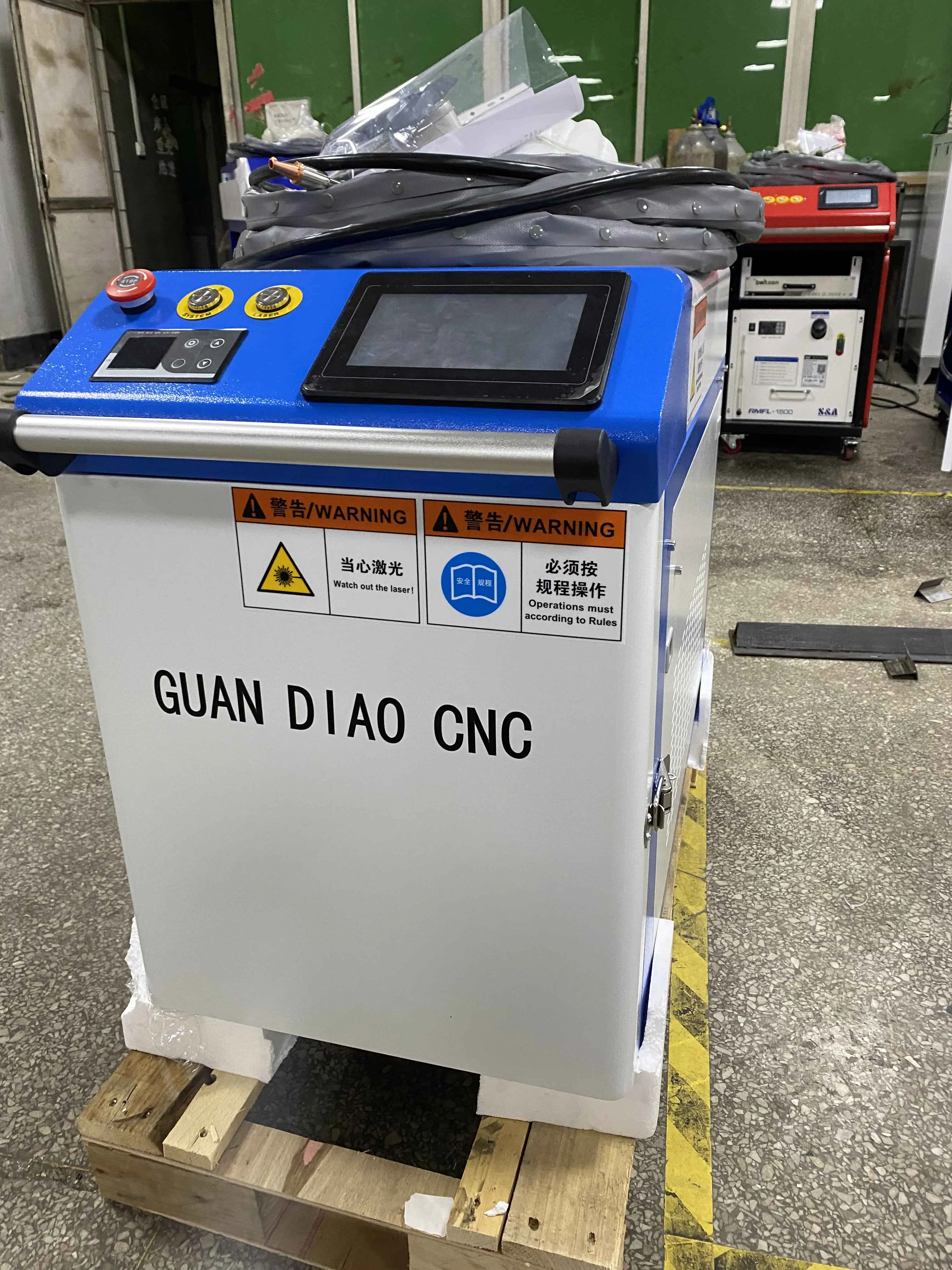 Portable Laser Welding Machine 2000w Fiber 3 in 1Handheld Laser Welder 1000w for metal Stainless steel Aluminum