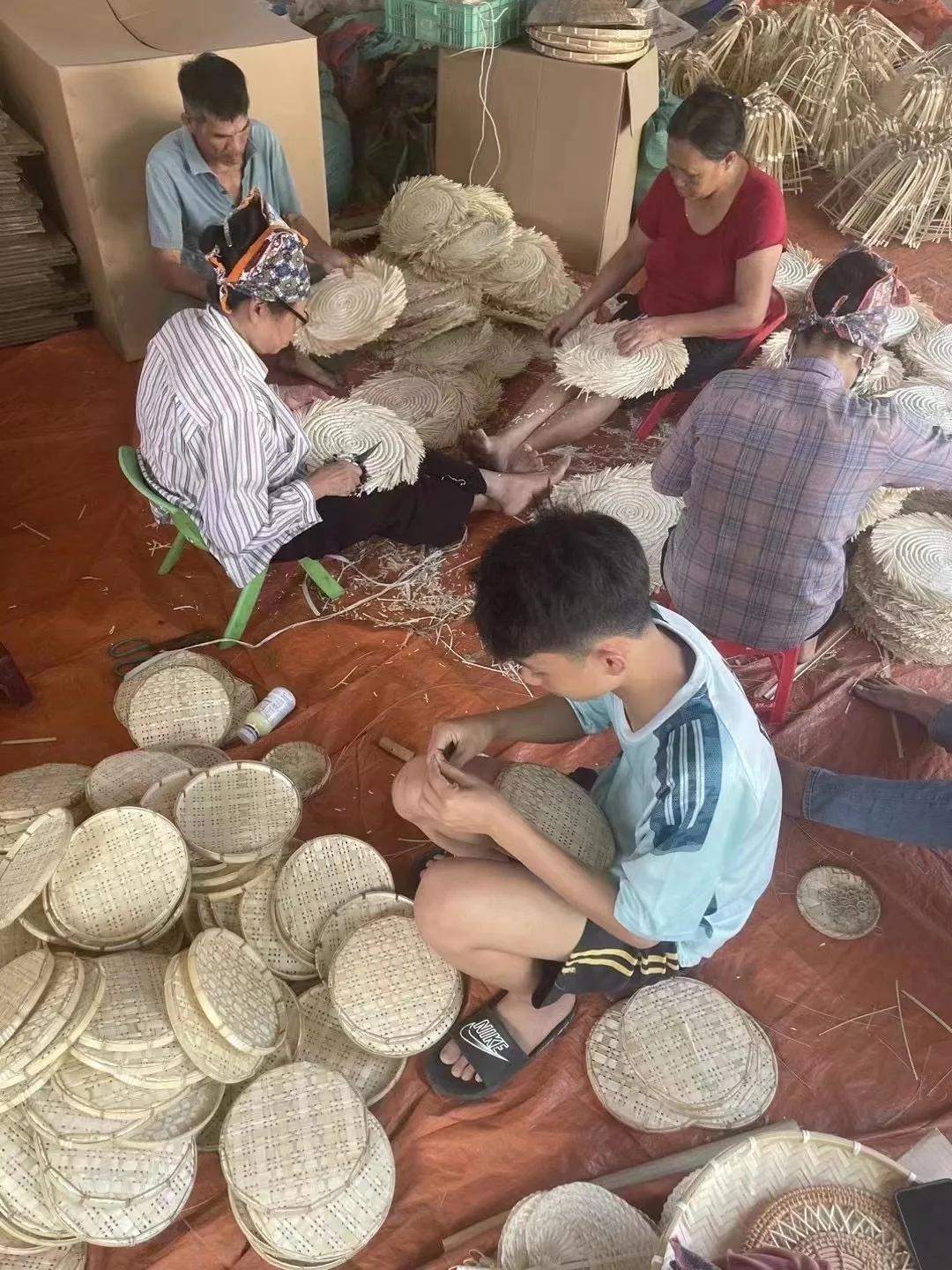 Natural Handwoven Rattan Seaweed Boho Hanging Baskets Decorative Tray Decor Seagrass Fruit Basket Christmas In Stock