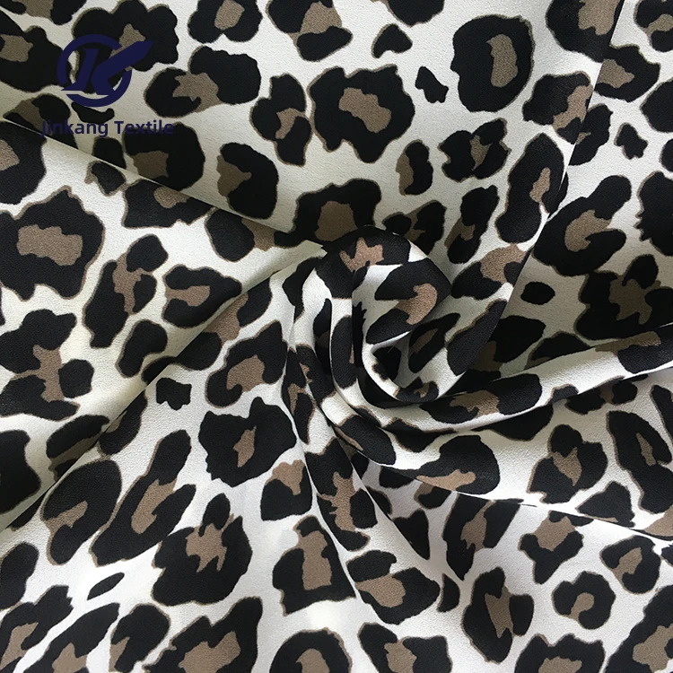 
Factory fashion design polyester leopard water print moss crepe chiffon fabric for lady girl dress blouse 