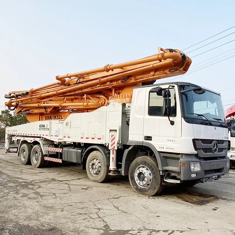 Б/у итальянские бетононасосы zoomlion CIFA 50 м 52 ACTROS 4141 Восстановленный бетононасос грузовик для продажи