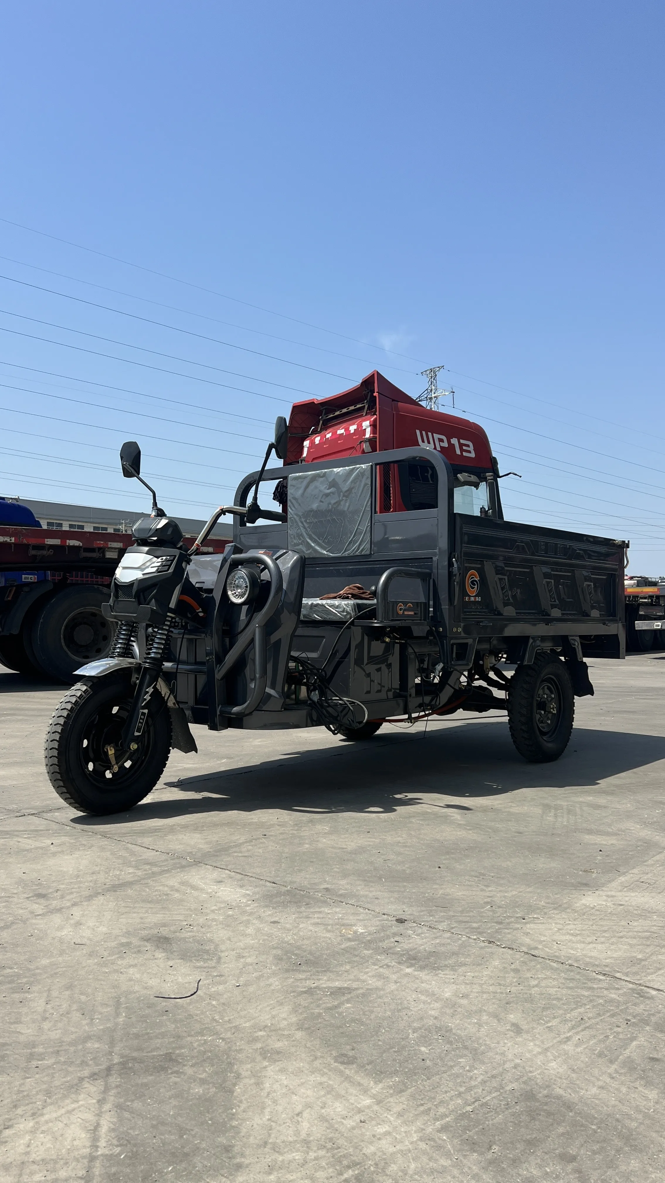 2023 new modle Chinese cheaper 3 wheel motorcycle electric cargo tricycle Electric Tricycle for Cargo