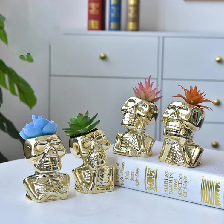 Custom Wholesale Electroplating Gold Cool Skull Shape Small Ceramic Planter Flower Plant Pots For Succulent Cactus Plants