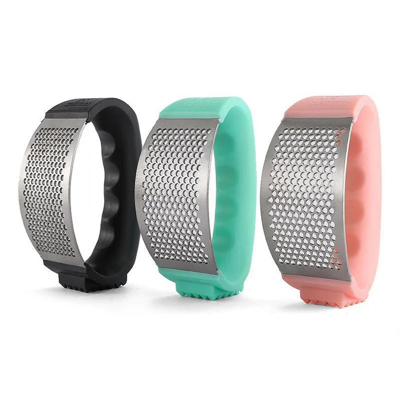 Hotsell Product Kitchen Gadgets Garlic Tools Rocker Mincer Food Grade Stainless Steel Ginger Juice Garlic Crusher Garlic Press