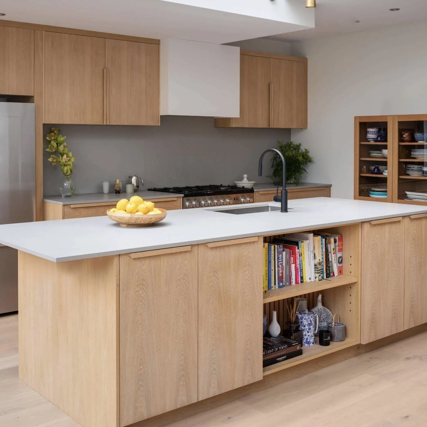 Contemporary Style Kitchen Island with Light Wood Cabinets Sink Built-In Refrigerator MDF Solid Oak Material Modern Design