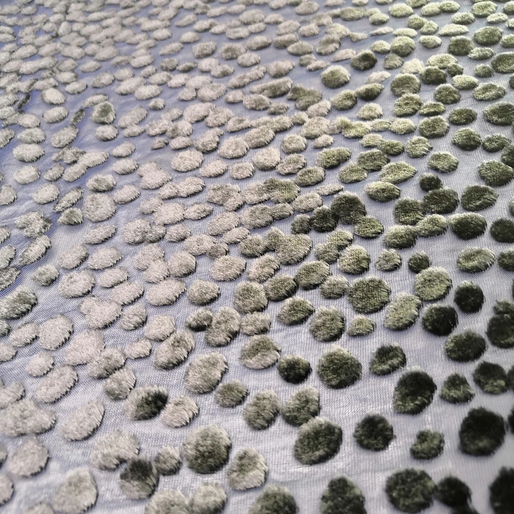 Шелковый вискозный однотонный бархат для одежды на заказ