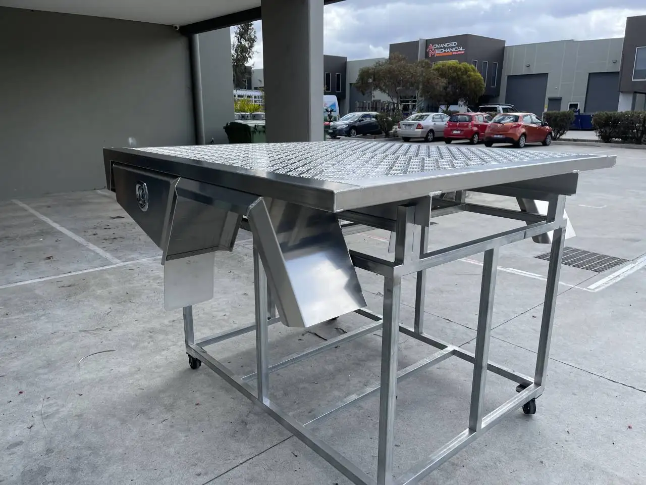 Customized Dual Cab Aluminium Alloy Ute Tray Canopy Base Pick up truck conversion