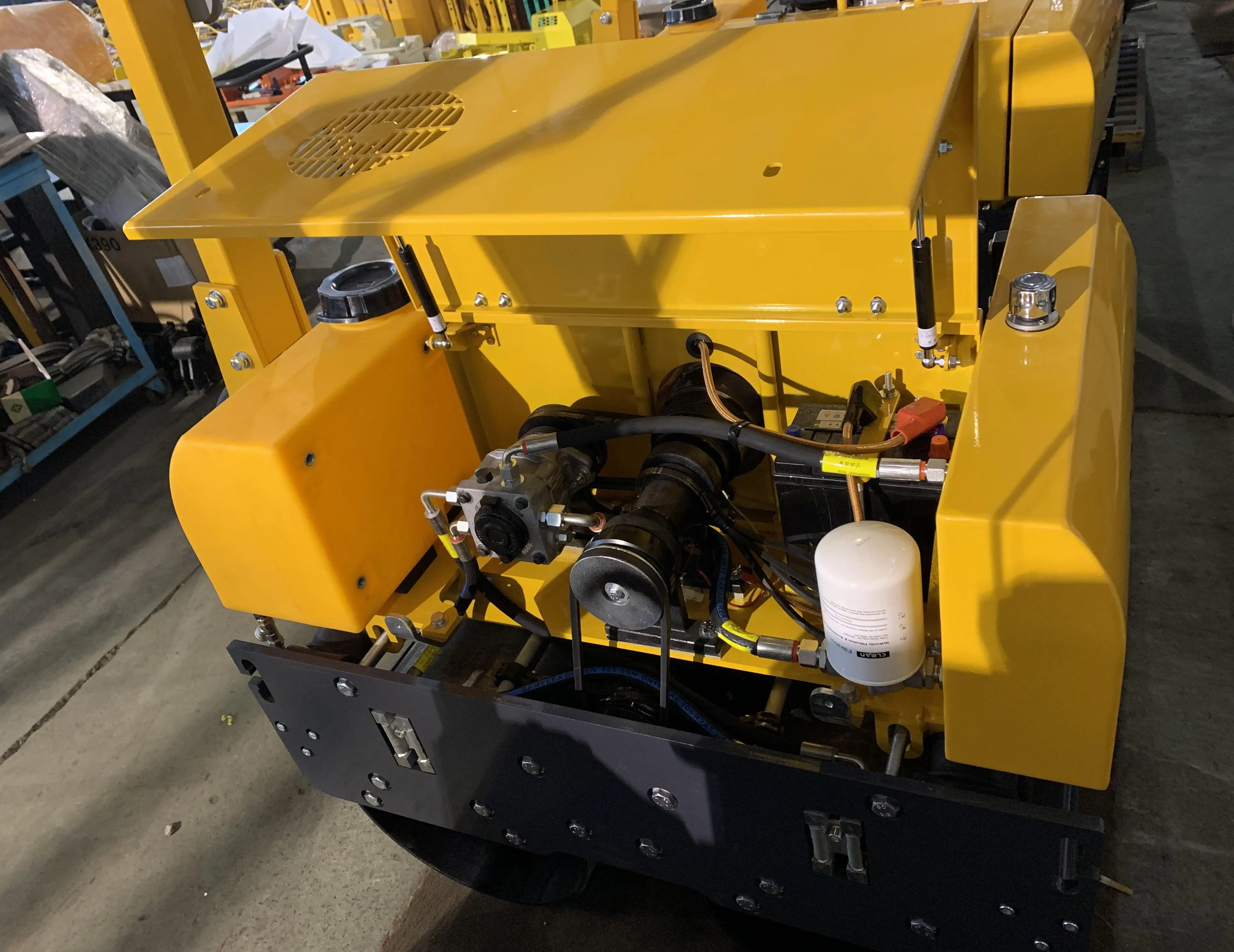 Mini Walk Behind Double Drum Asphalt Concrete Vibratory Road Roller Compactor Machine With Hydraulic Water Cooled Diesel Engine