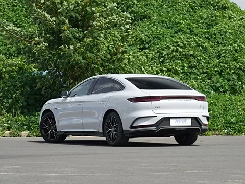Лидер продаж BYD Han DMI 2025 роскошный седан Новый энергетический автомобиль с гибридным топливом электрическая зарядка и разряд популярный во всем мире