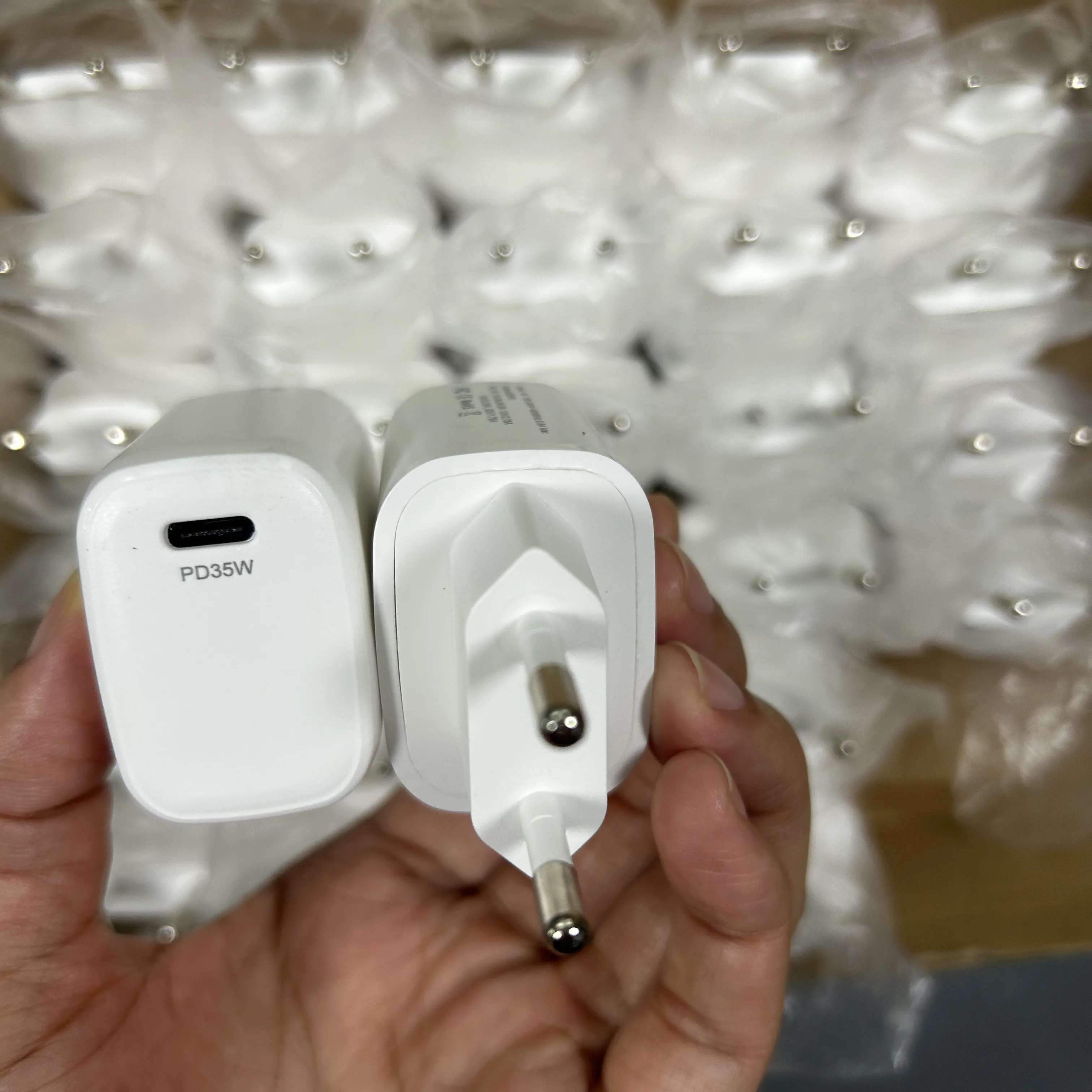 Pd 35w Power Adapter EU Plug USB C Type C PD 35w Charger Wall Fast Charging Adapter for iPhone 13 14 15