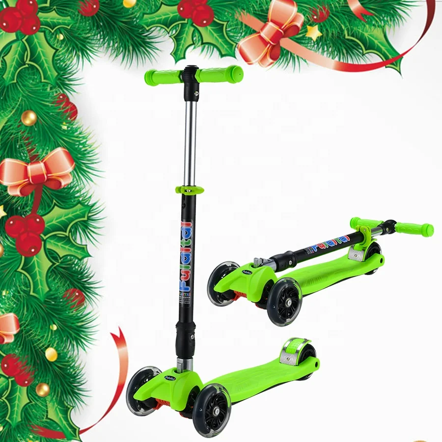 3 wheel new wholesale maxi folding kick scooter for children with wider PU flashing wheel