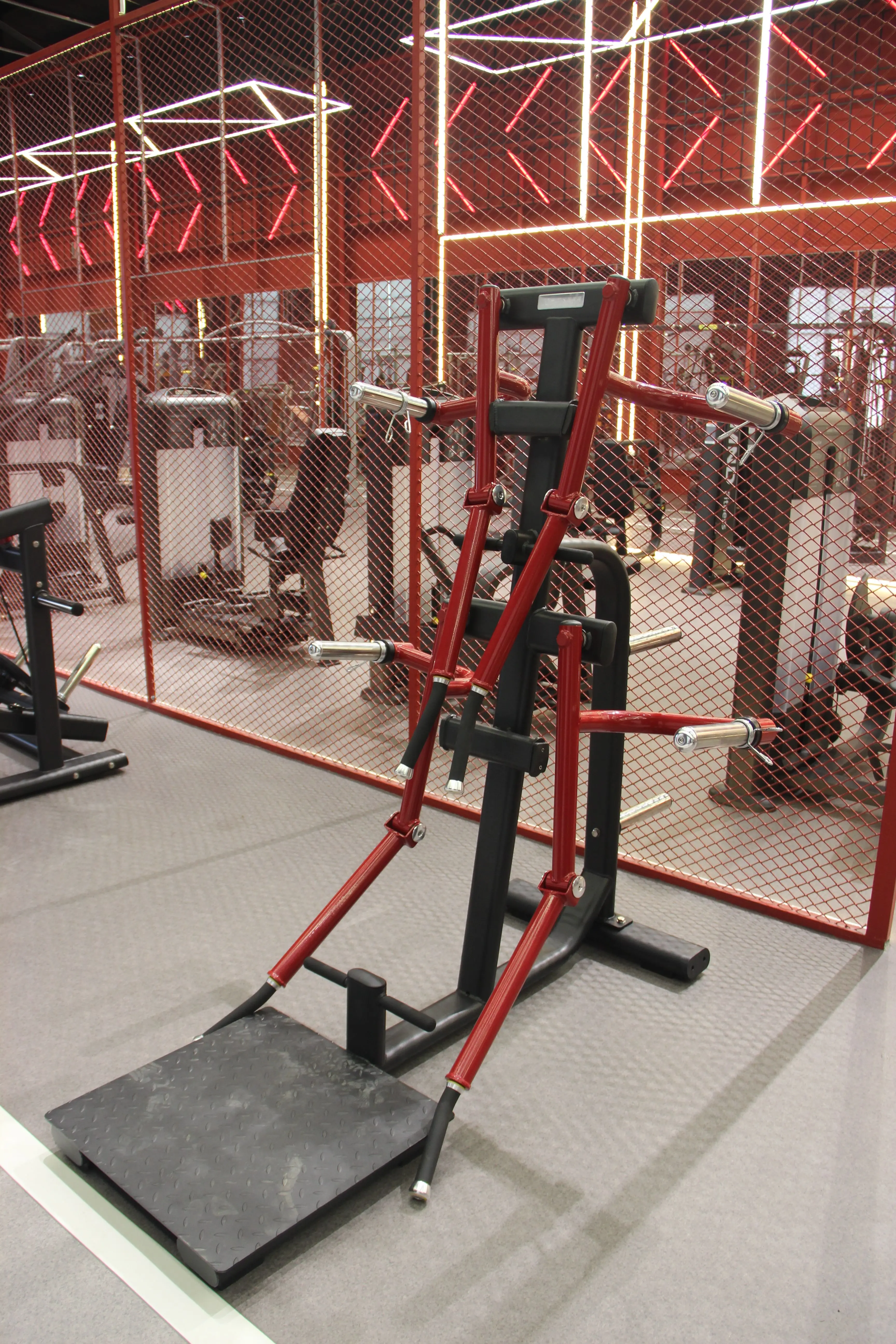 ISO9001 Certified Commercial Grade  Gym MND-PL28 Shoulder Press  China Gym Equipment Manufacturers professional fitness equipment