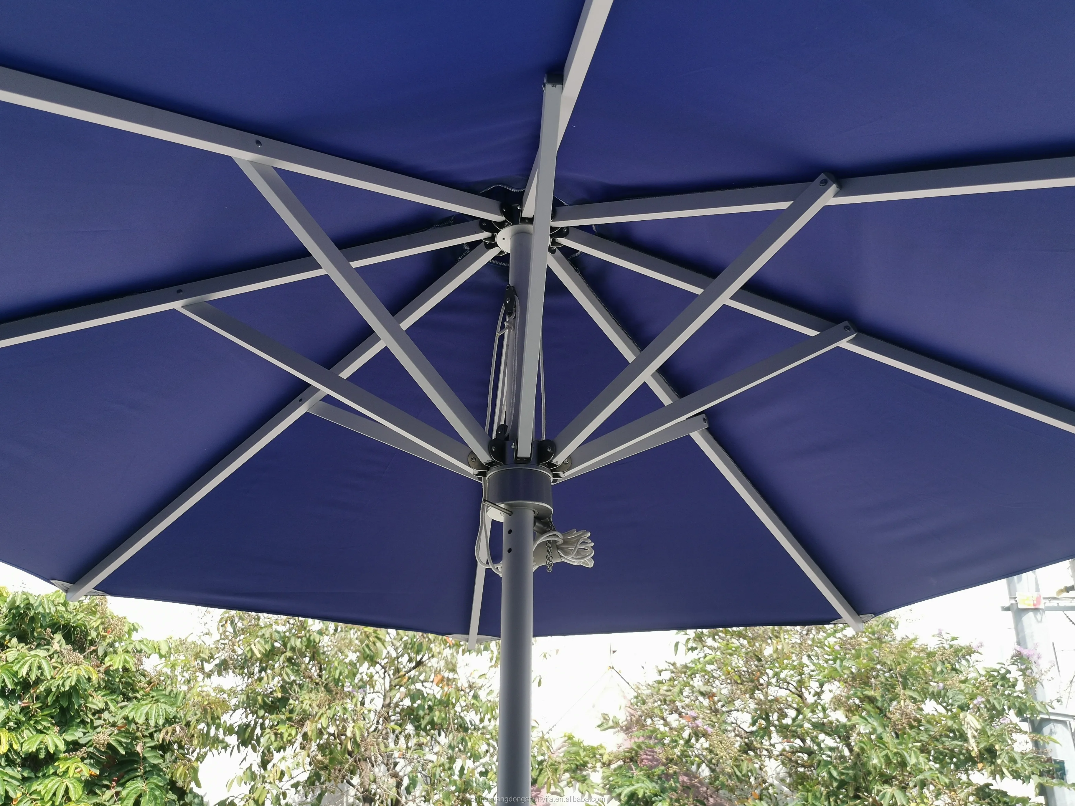low price 2.7 meter  umbrella custom market round Decorative Garden Umbrellas new design  Outdoor furniture parasol