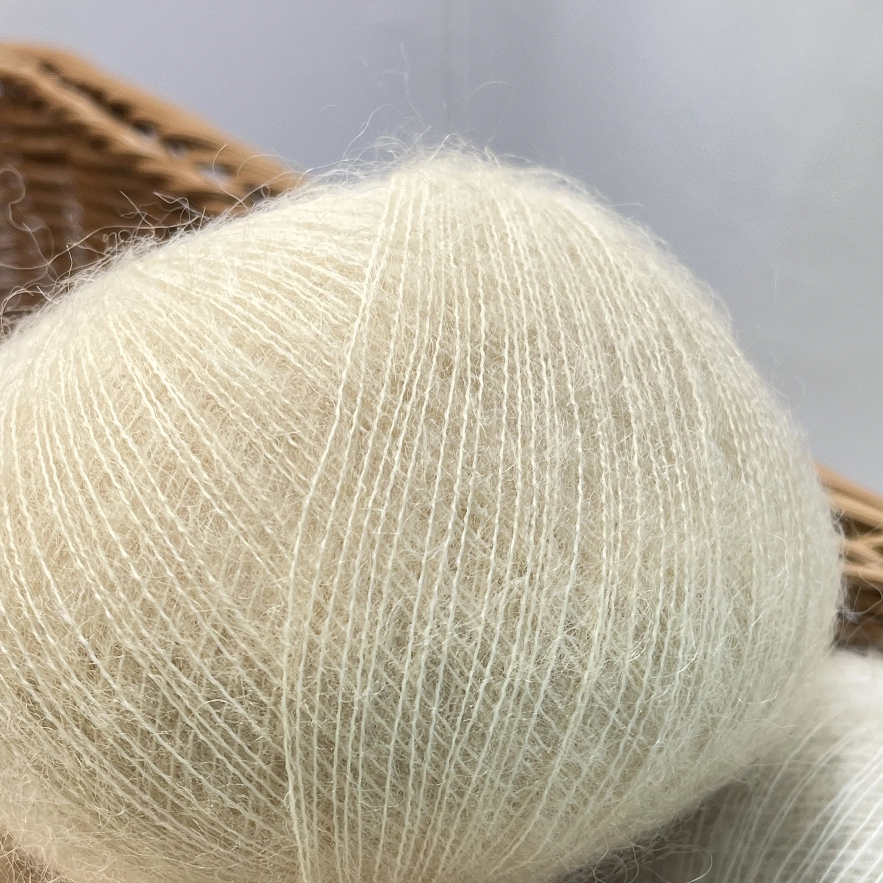 super warm and silky touching kids mohair yarn for diy scarfs for hand knitting