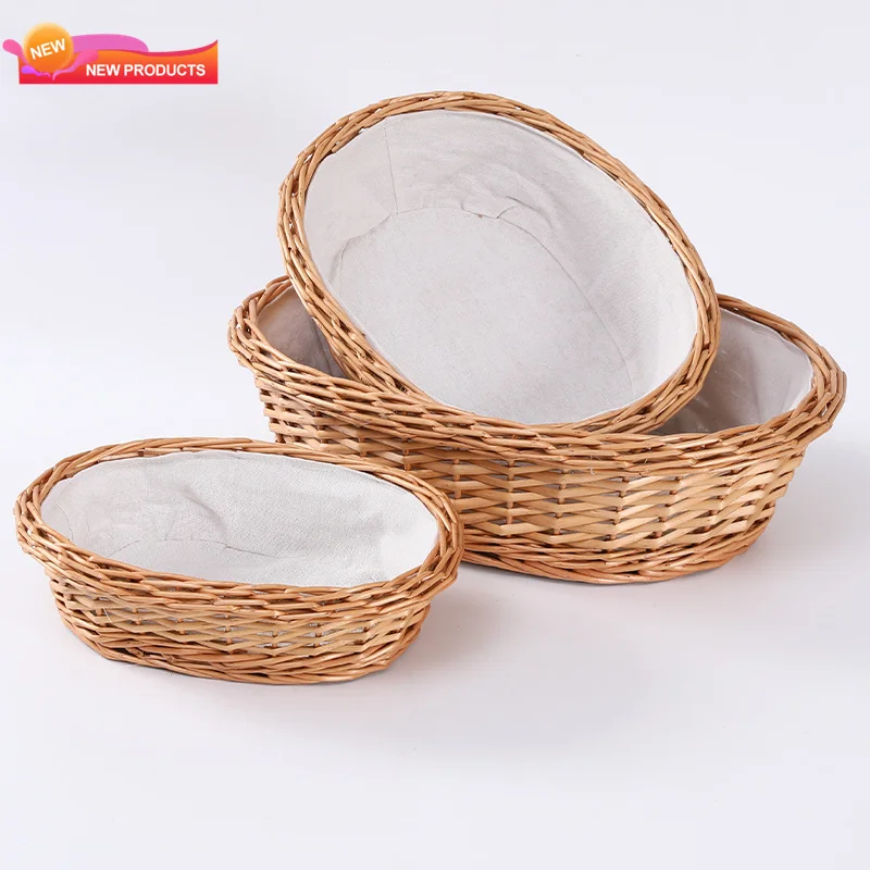 Маленькая плетеная ротанговая подарочная корзина для детей в продаже