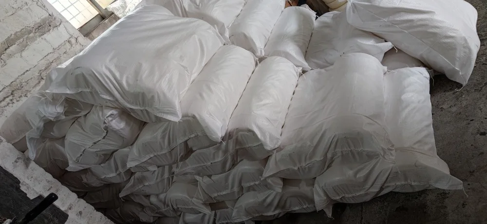 Natural white beeswax bowl-shaped block beeswax lipstick cosmetic candle over-the-line wax