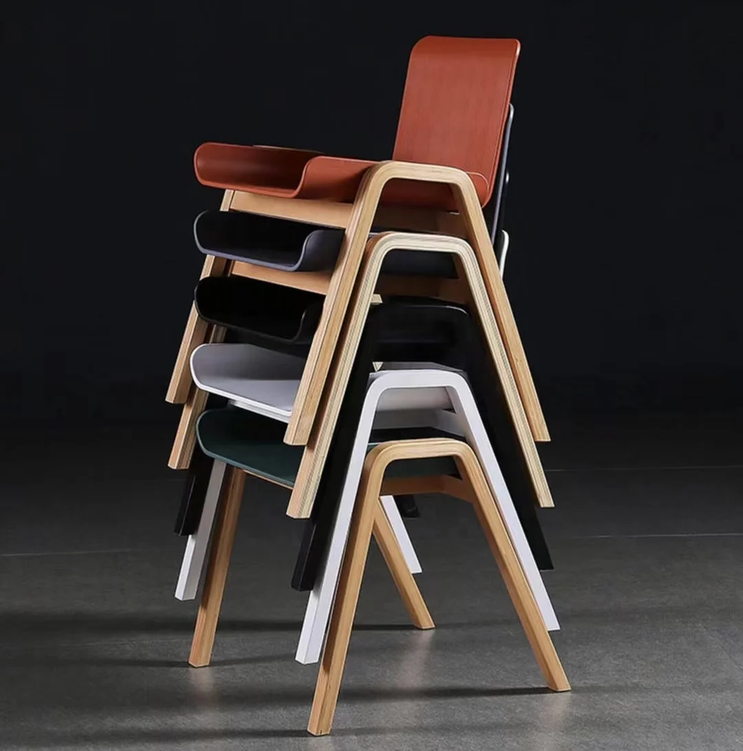 2021 new colorful stackable design plastic seat with beech leg coffee dining chair