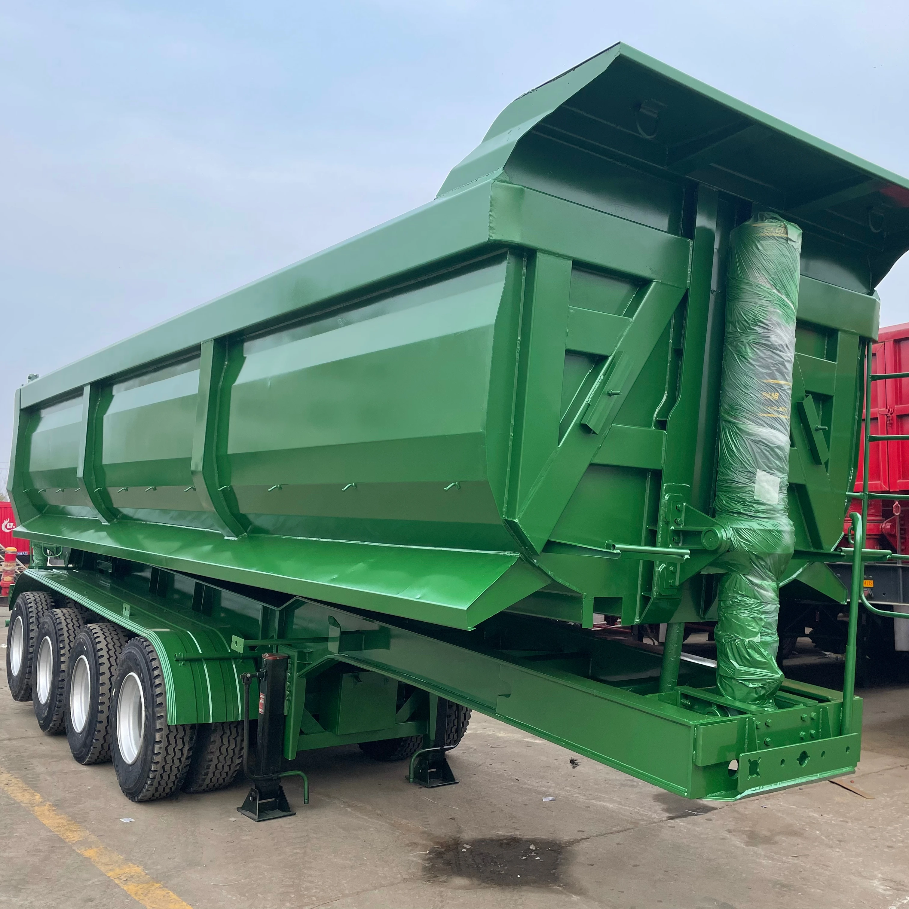 INDON Dump Semi Trailer 4 Axles Hydraulic U-shape Dump Truck Trailer