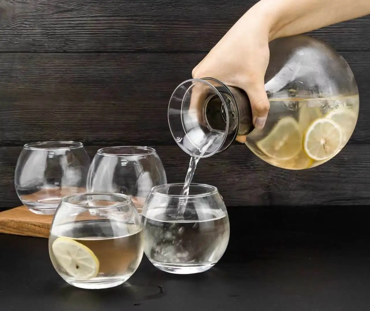 Wholesale 5PCS Paka Glass Drinkware Set 1.75L Water Bottle Tea Coffee Pot Juice Pitcher Wine Jug With Machine Blown Drinking Cup