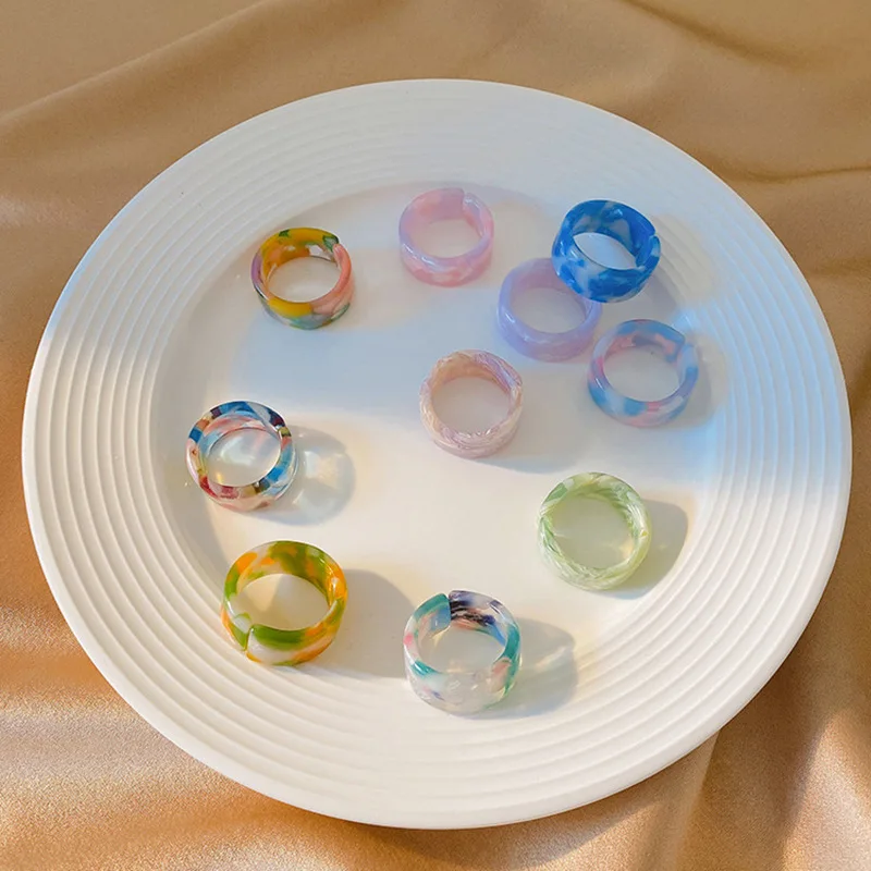 2023 Summer Wholesale Plastic Candy Opening Acrylic Rings Set Jewelry Resin Acrylic Ring for Women Men