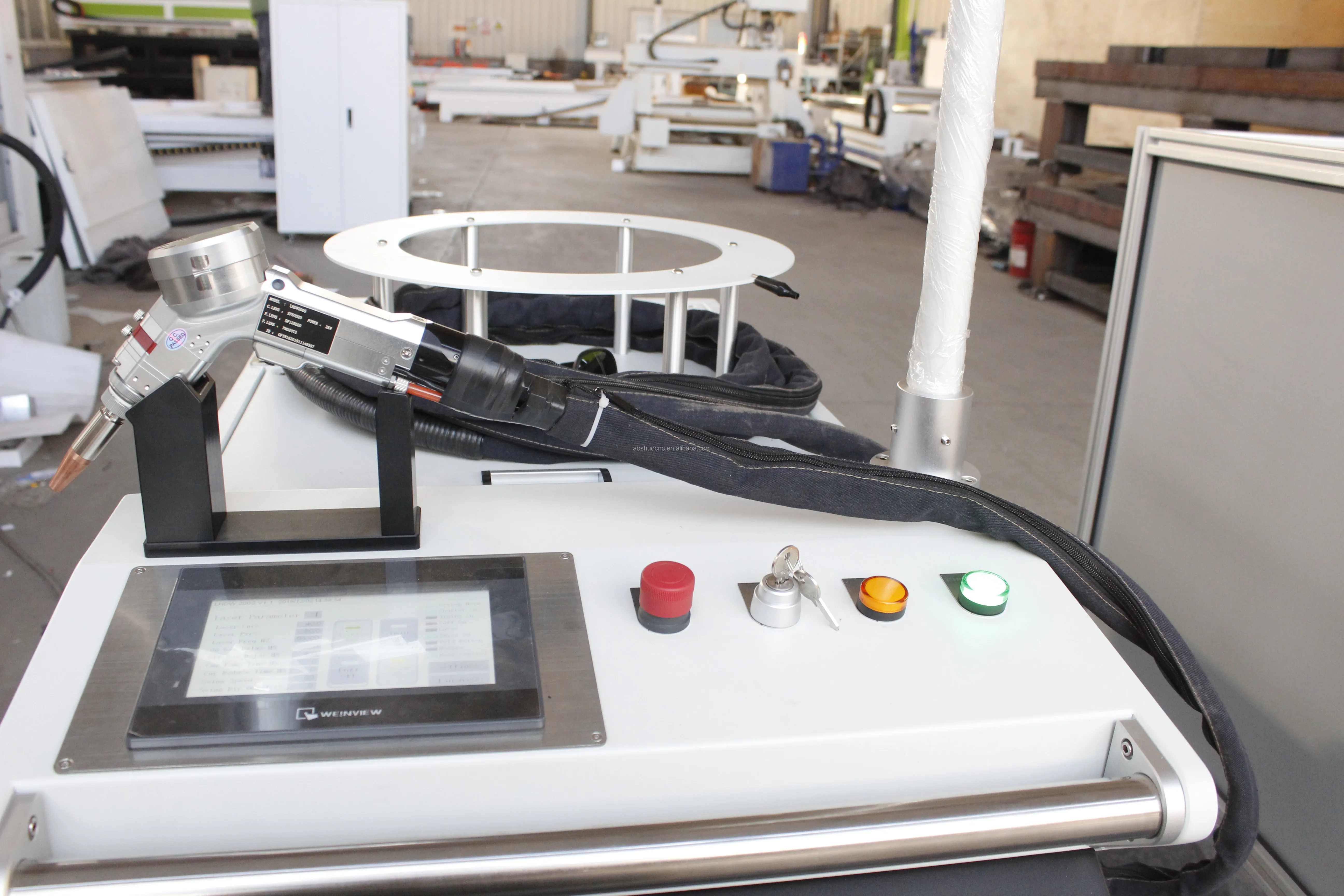 High Efficiency Laser Welder Fiber Laser Welding Machine 1000w 1500w Laser Welding Machine For Metal