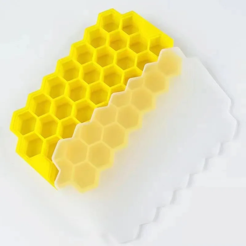 WONDERFUL 37 Honeycomb Compartment DIY Ice Cube Mould Reusable Creative Ice Box Plastic Ice Cube Tray with Lid