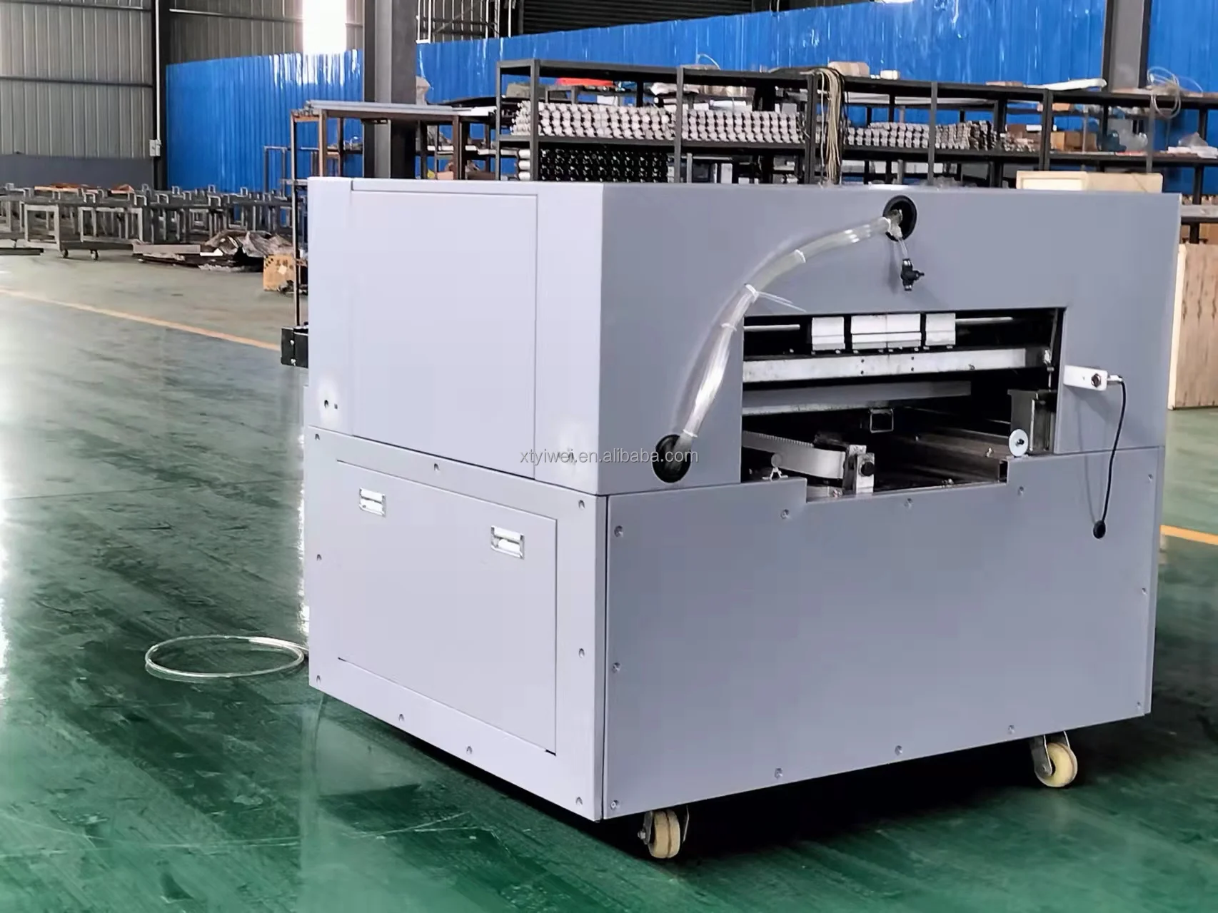 2021122303 CNC машина для растяжки полотна, автоматическая машина для растяжки полотна