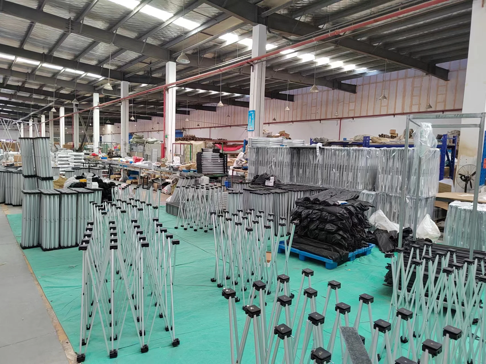 pop up stand (4).jpg