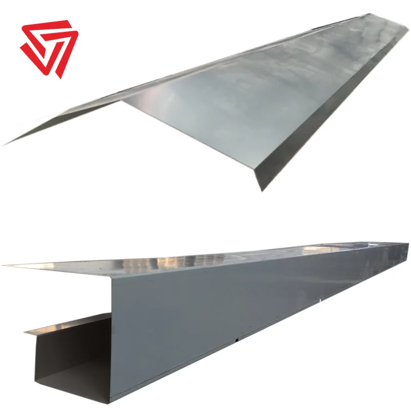 Flashing roof ridge and gutter for sandwich panels