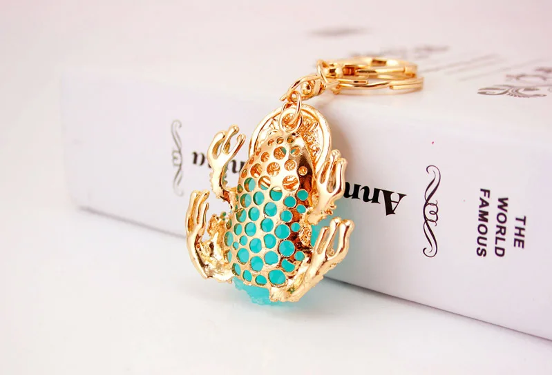 Creative Cute Resin Colorful Frog Keychain Lucky Golden Toad Metal Purse Bag Pendant Accessories Charm Key Chain Ring Holder