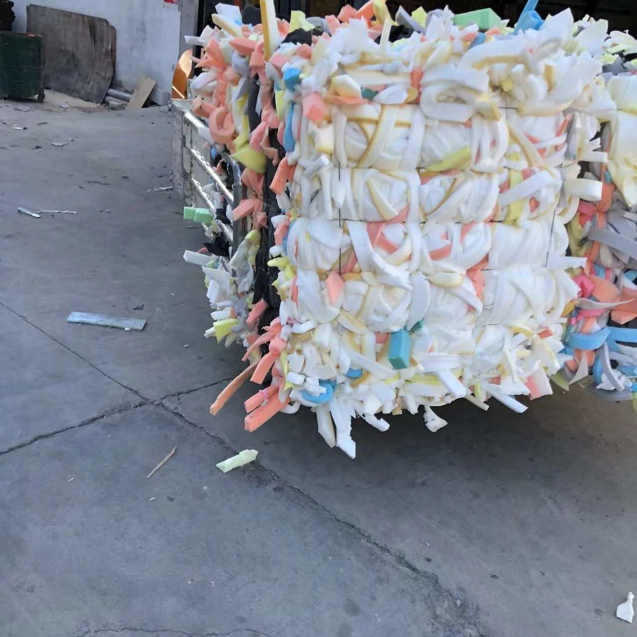 mixed color Furniture PU  Foam Scraps  Re-bond for mattress, Sofa, cushion