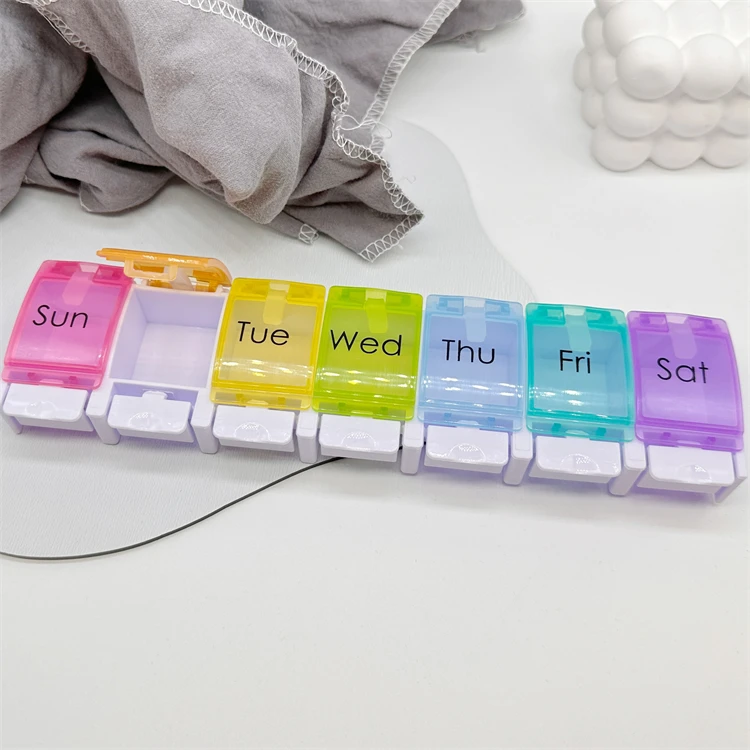 Пластиковый контейнер для таблеток