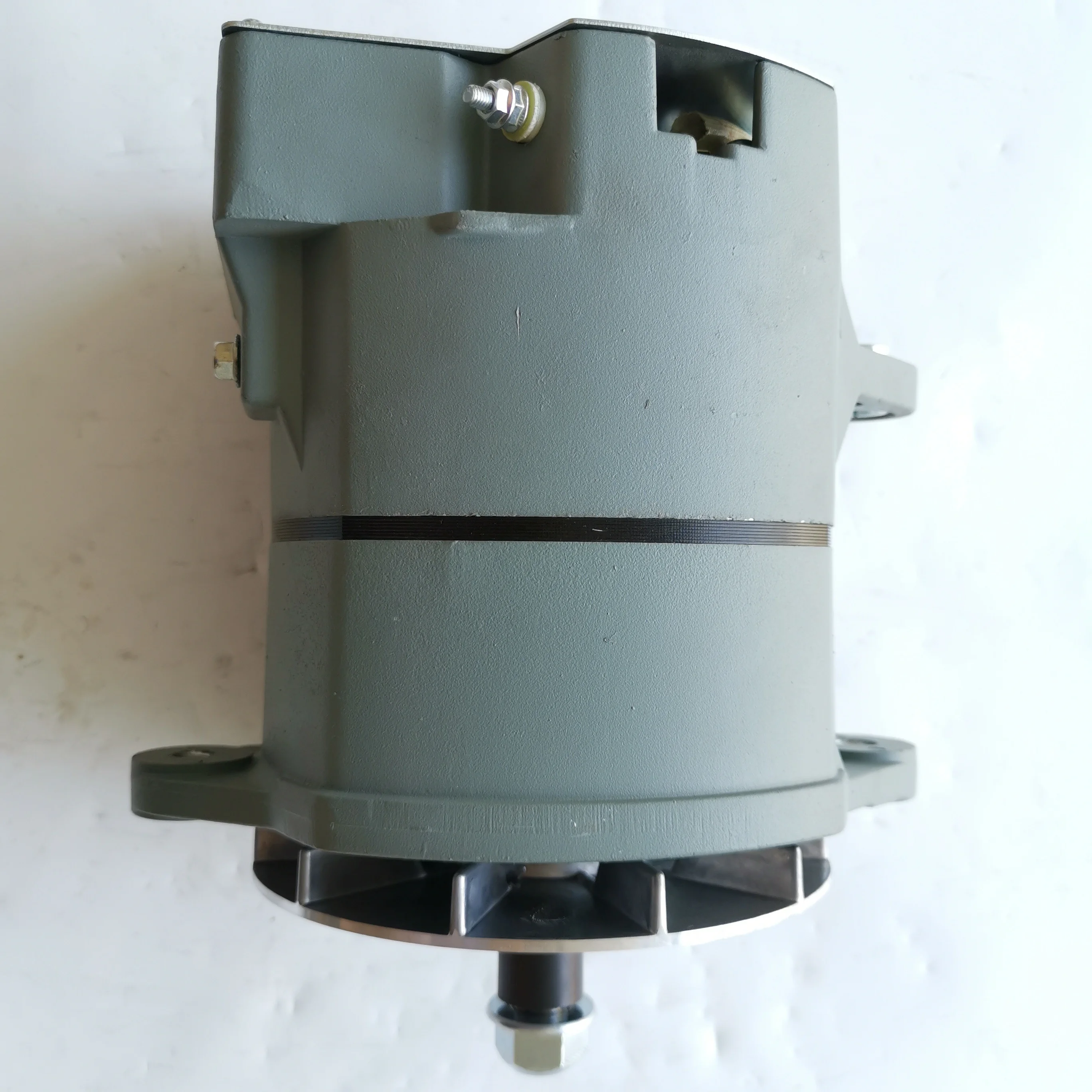 High quality Cumminss K19 K38 K50 alternator 3078115 19010006 30SI  0R3614  0R3667 0R5206 1005047 1125041 3E7578 24V 75A 100A