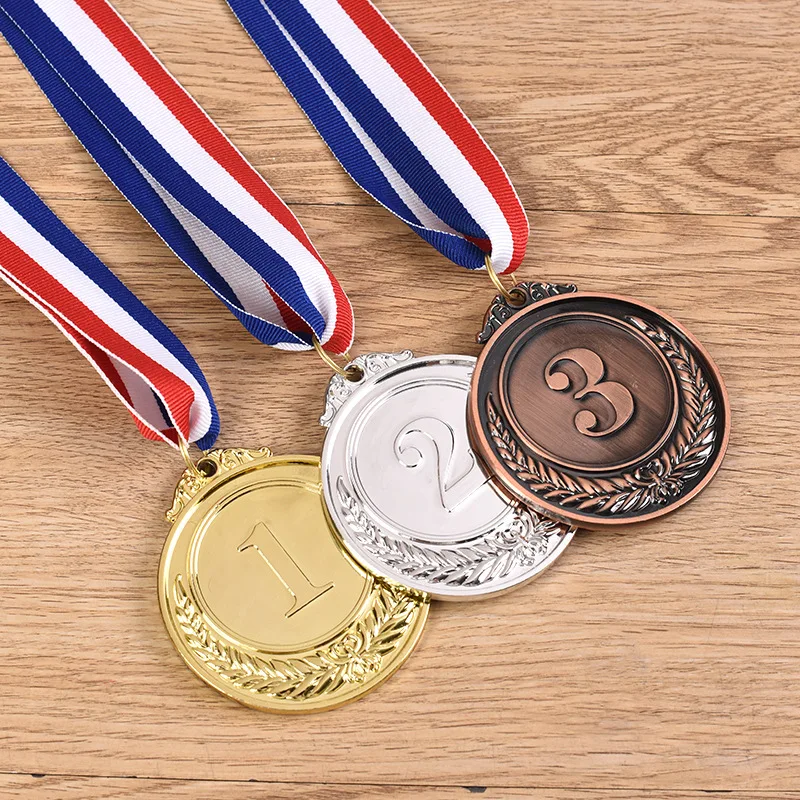 Custom Gold Award Badminton Baseball Basketball Marathon Running Challenge Sport Medals 3D Sport Football Soccer Metal Medal