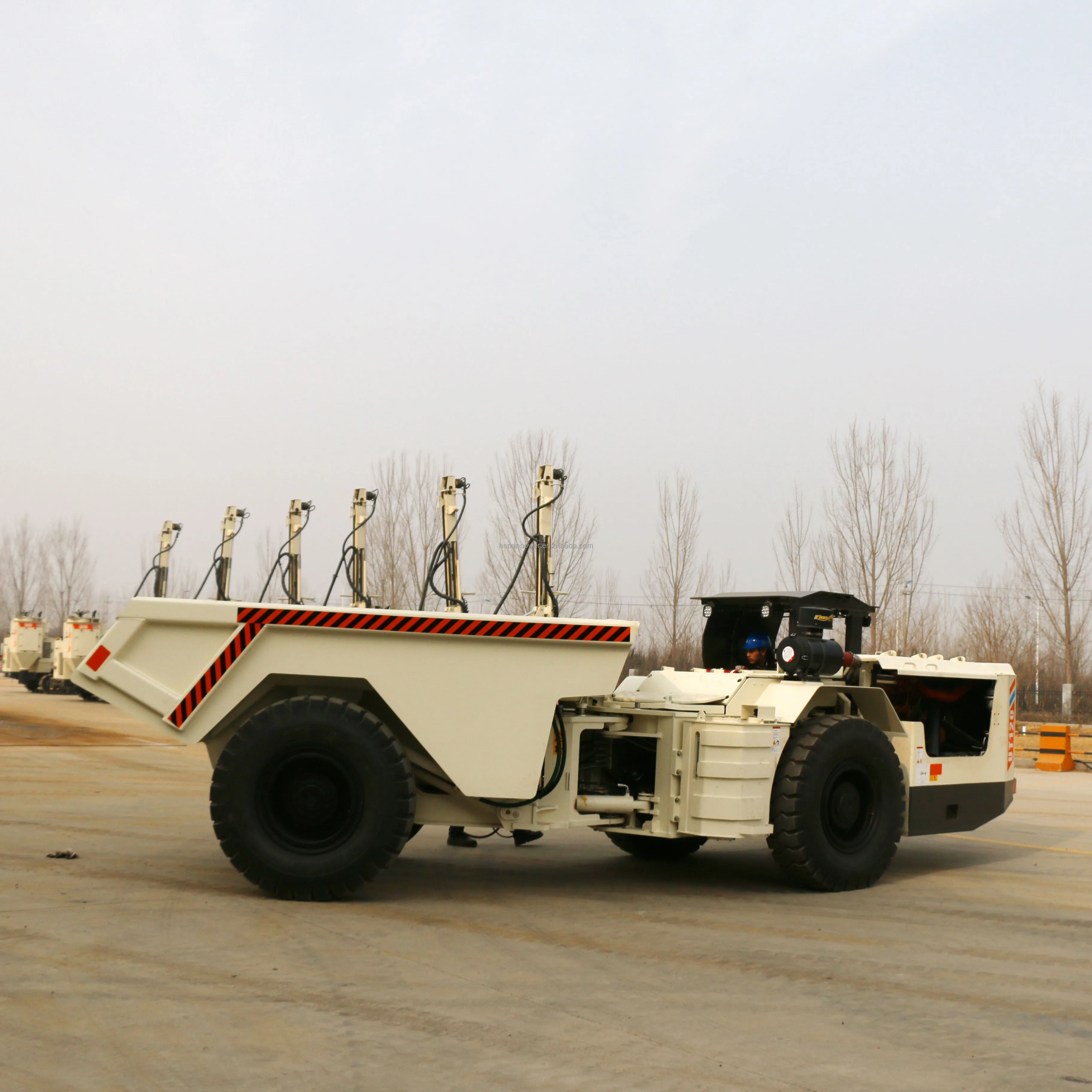 Factory price 20 ton underground diesel mining truck 4 Wheel Tunnel truck