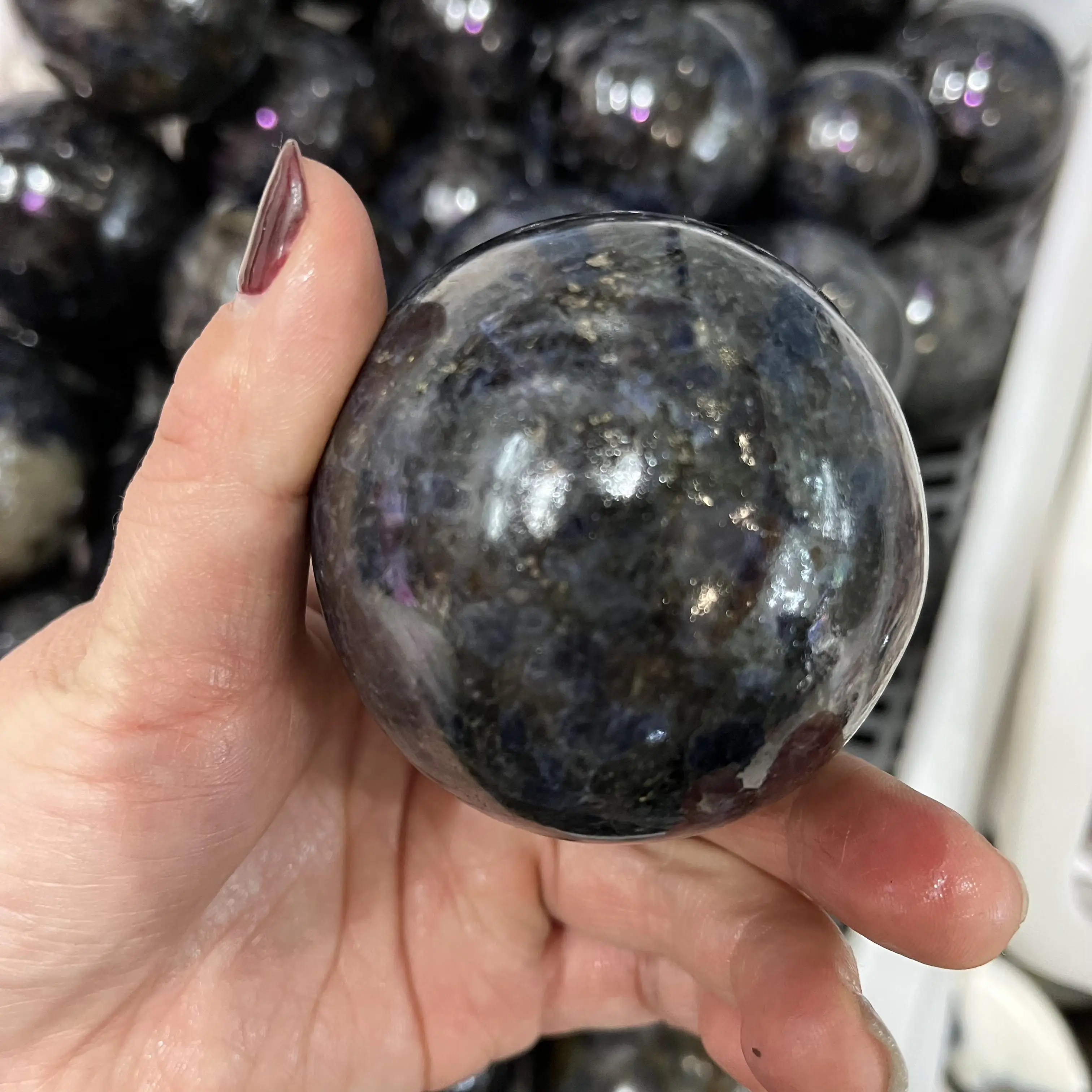 Natural blue quartz crystals healing spheres dark blue iolite crystal balls for home decoration