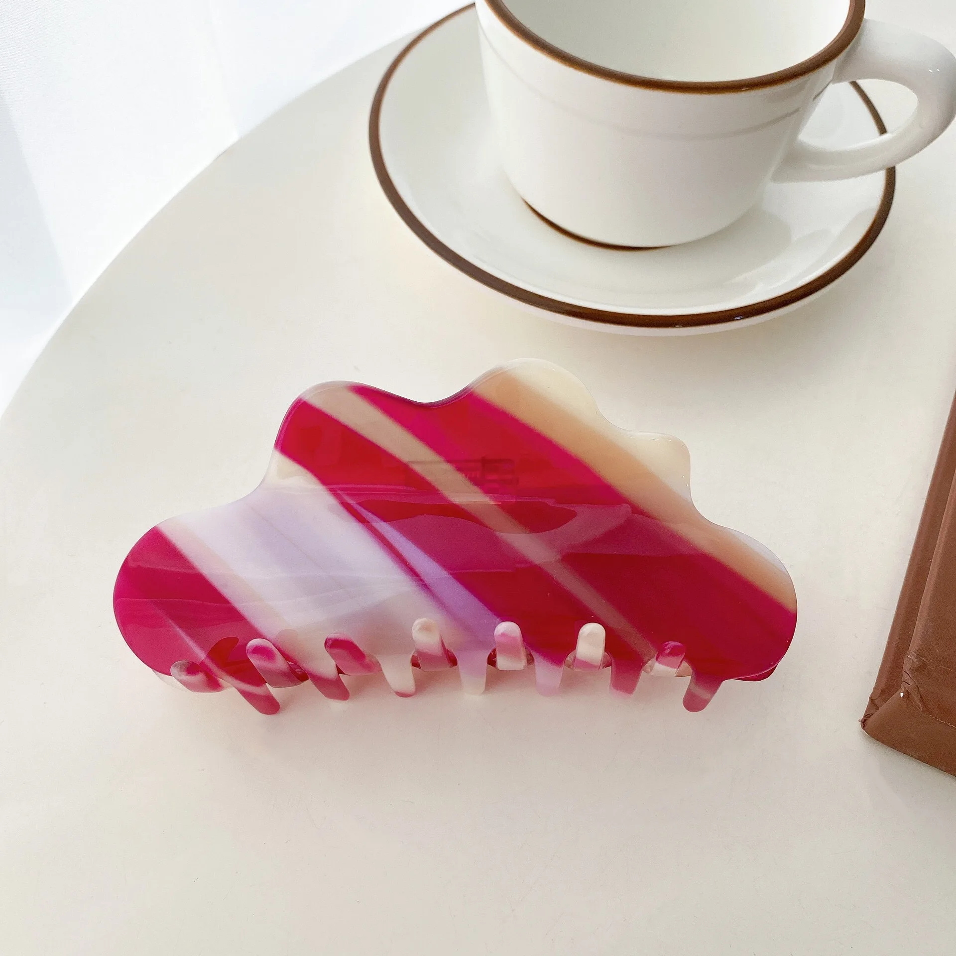 13cm  New Design Colorful Rainbow Large Hair Claw Clip Cellulose Acetate Gradient Hair Claw Clips for Girls