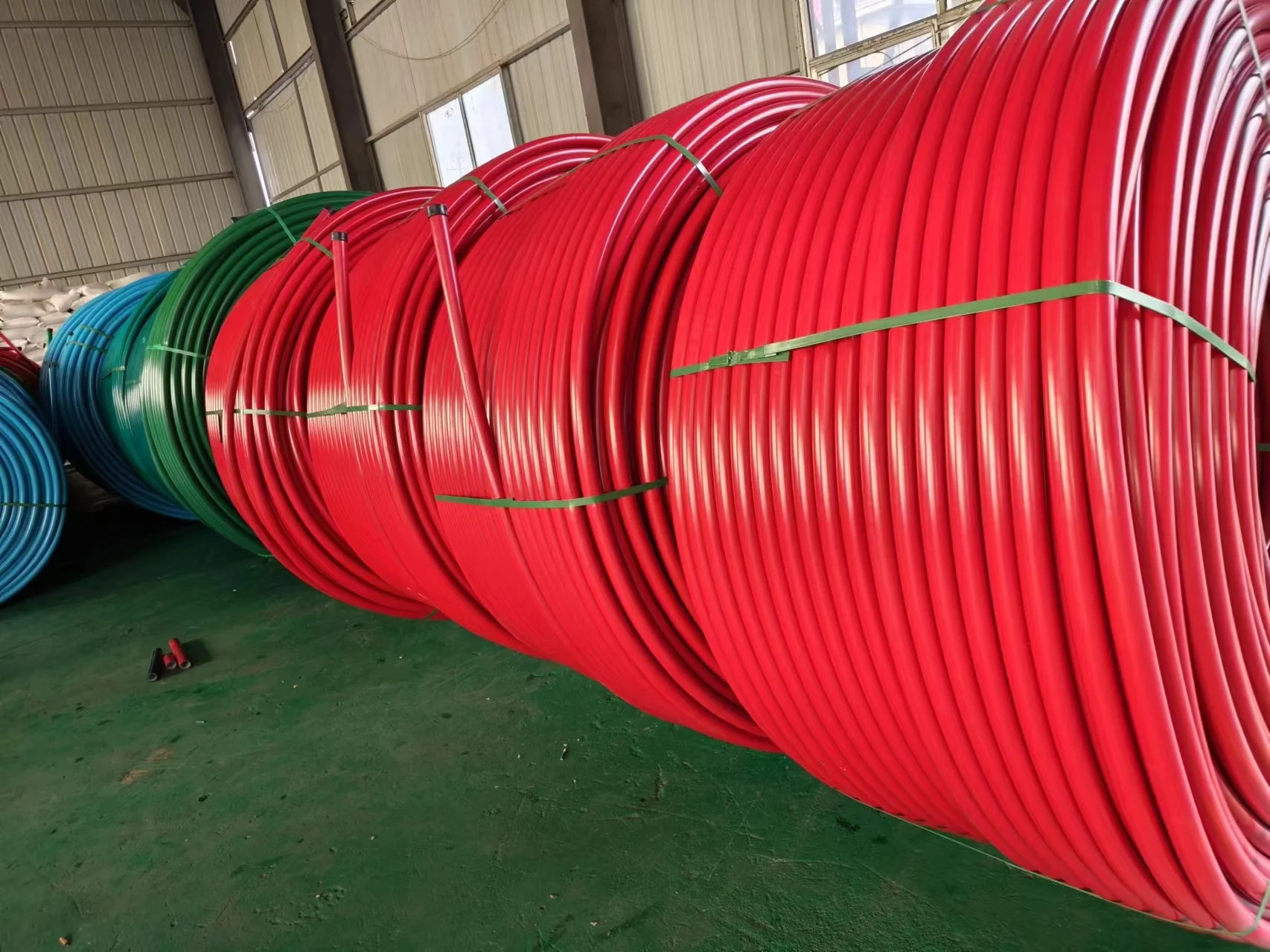 Highway optical fiber communication cable electrical pe tube sizes 40mm 50mm 63mm 1 1/2 plastic hdpe pipe