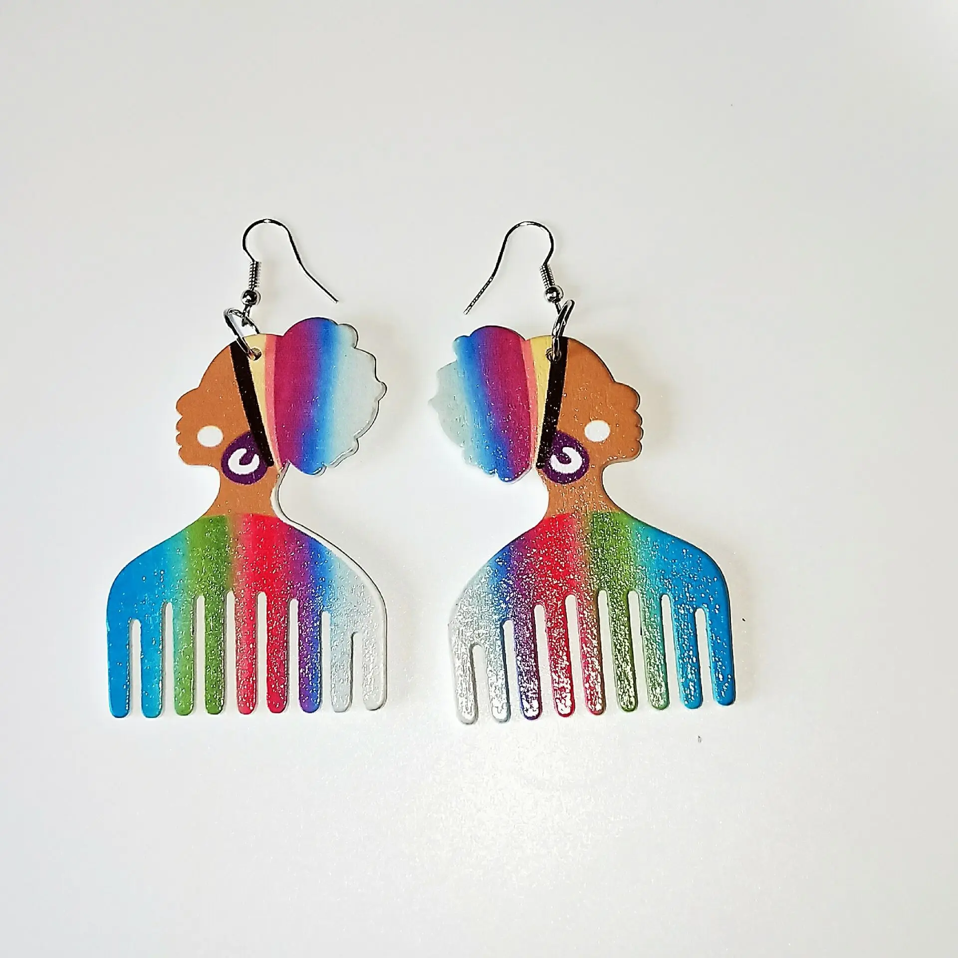 DAICY cheap wholesale unique design comb African girl wooden earrings