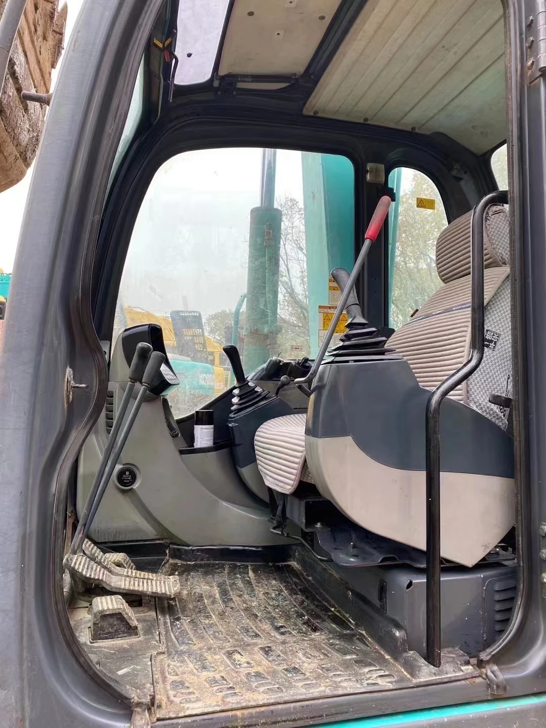 Японский небольшой экскаватор kobelco 75 7 тонн 8 готовый к отправке SK75 SK75SR SK75-8 мини-экскаваторы
