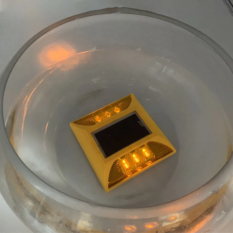 HOAN solar led road stud light reflection road safety road stud 6 piece led pavement marker