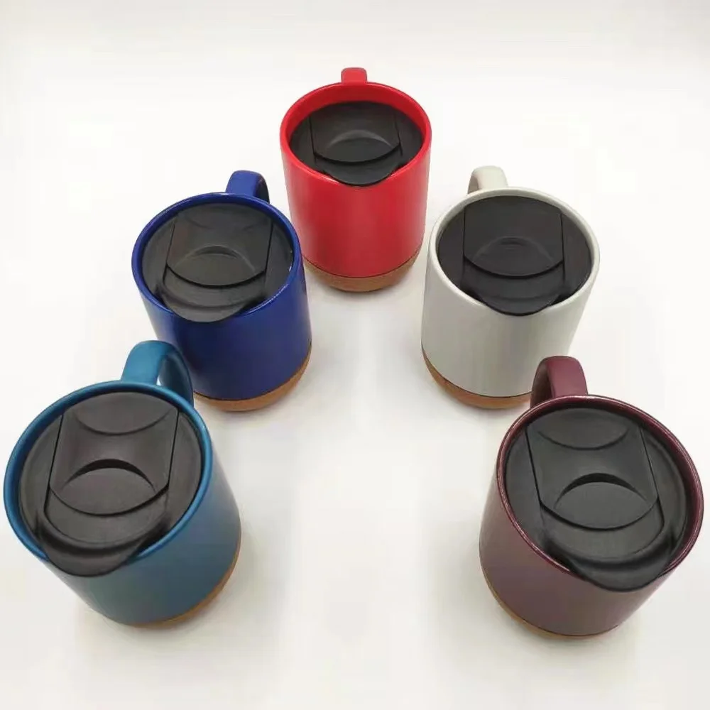 Прямая продажа с фабрики матовая керамическая кружка пробковой подошвой и крышкой пробкового дерева дно