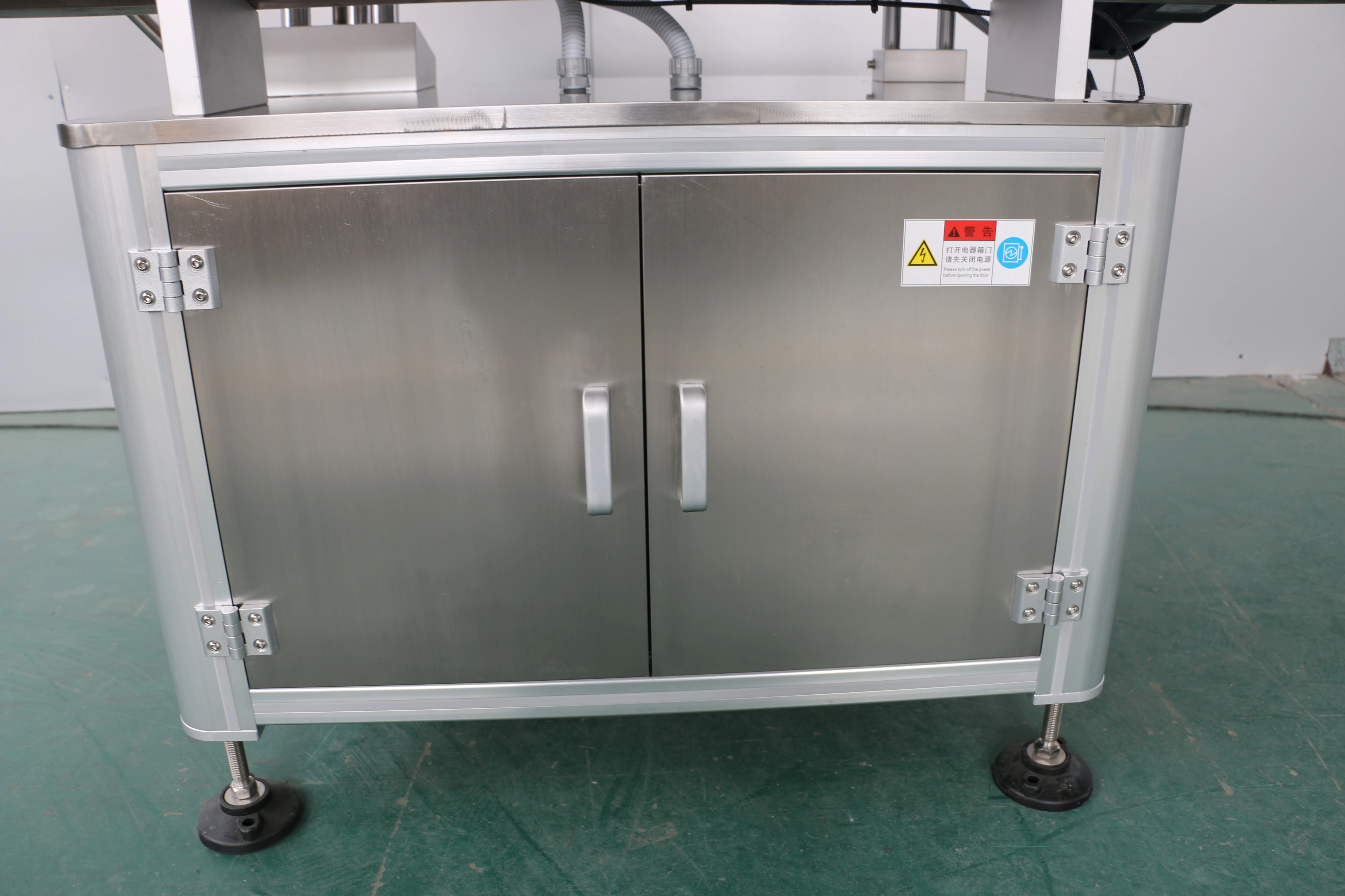 Automatic Dental Needle Way Horizontal Cable Labelling Labeling Machine clothing label machine for clothes