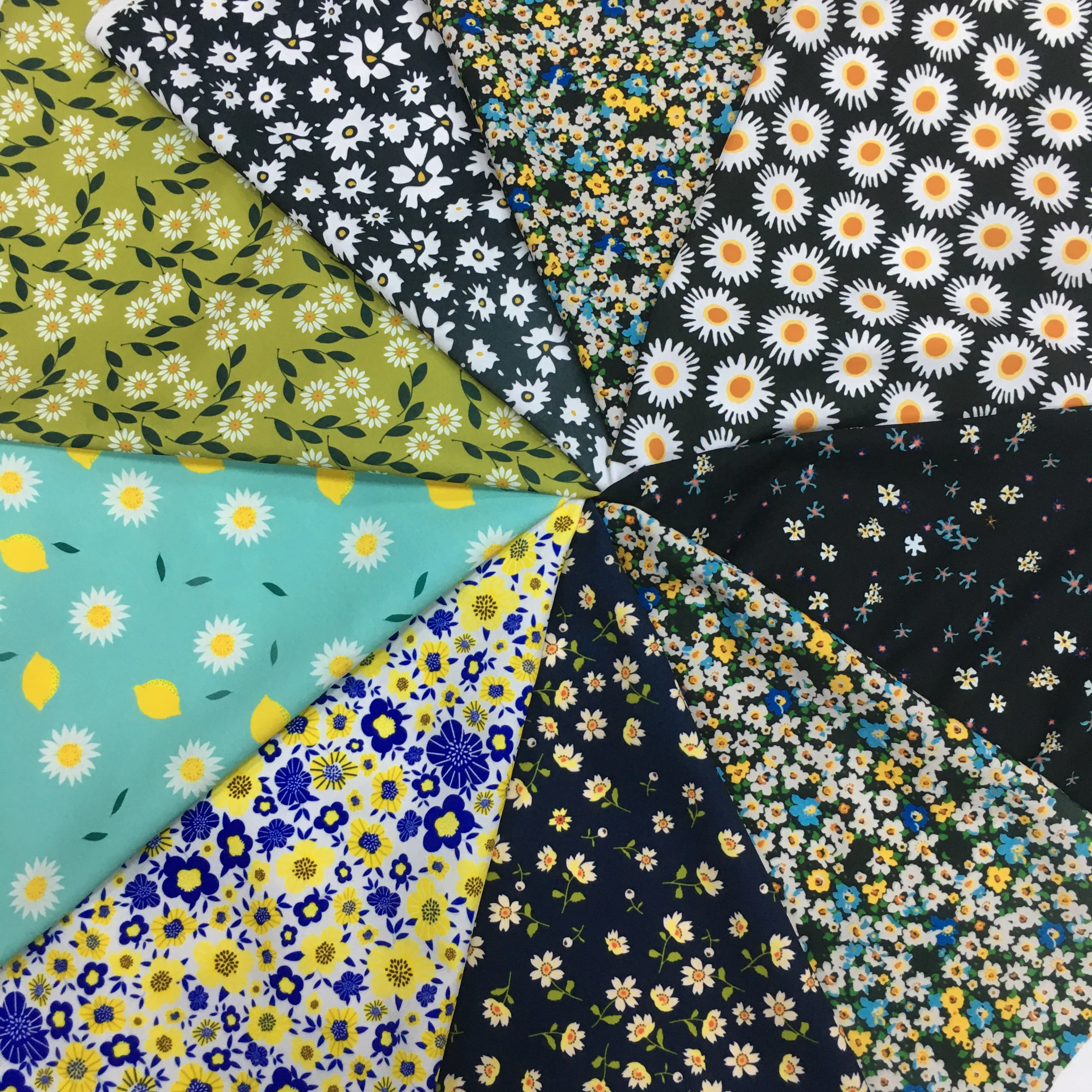 Эластичная четырехсторонняя эластичная ткань из 85% полиэстера, 15% спандекса для матраса, чехла на стул, пляжных шорт