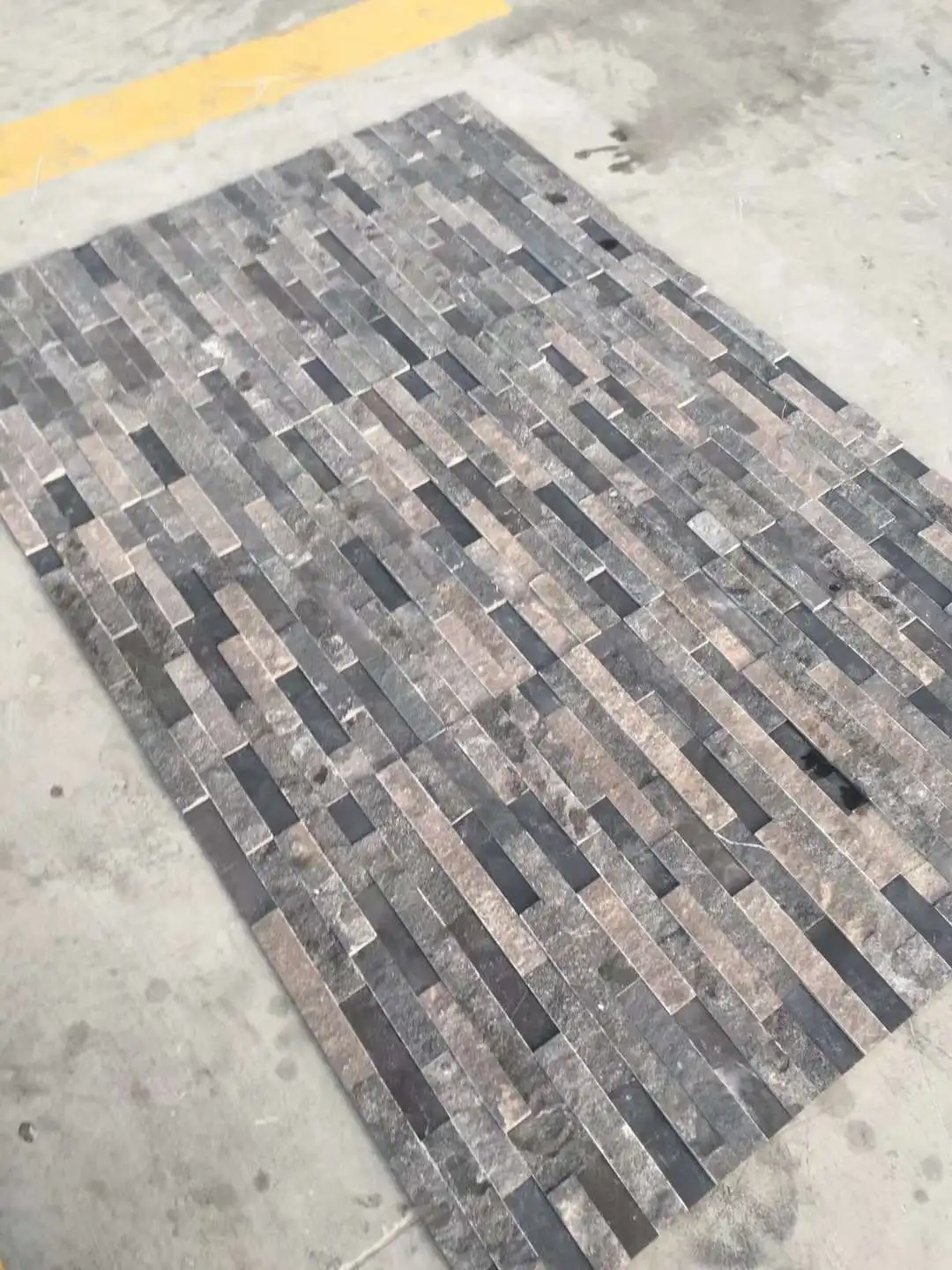 Natural bluestone tile wall decorative cladding in blue cream and purple limestone rustic stone effect wall cladding