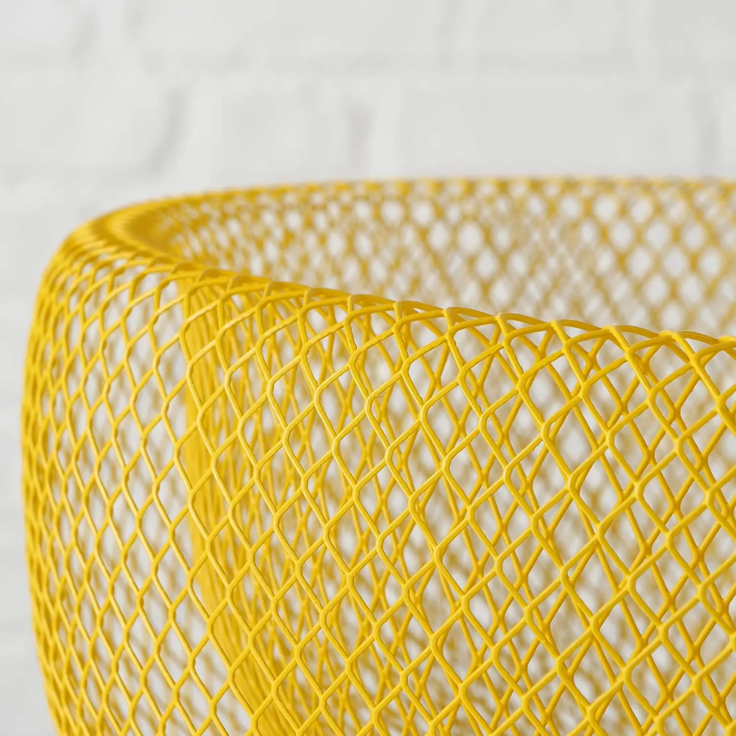 Double Wall Construction Modern Yellow Metal Wire Mesh Fruit Bowl Set