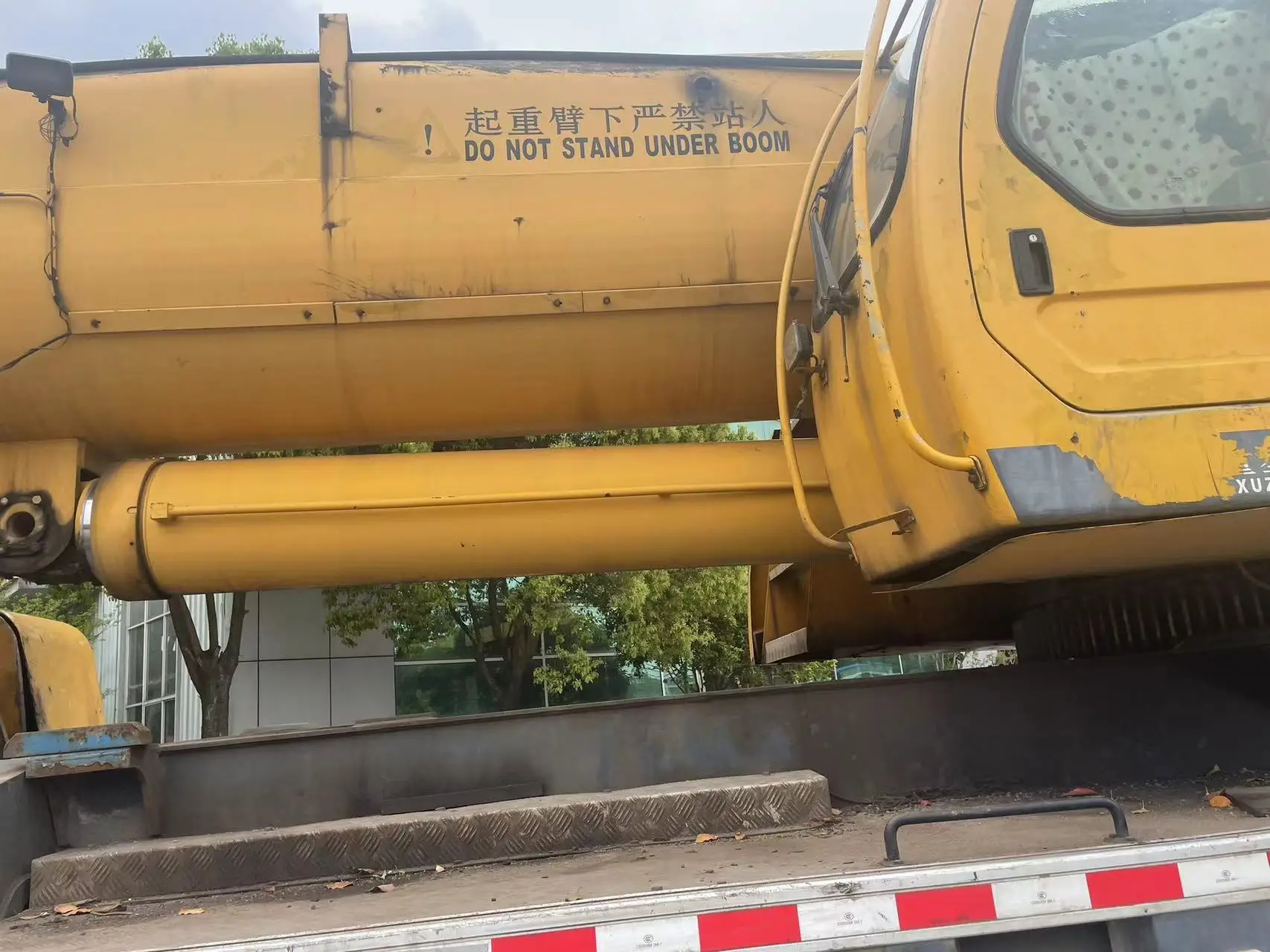 Second Hand XCMG QY130 Truck Crane130 Tons Lifting Capacity