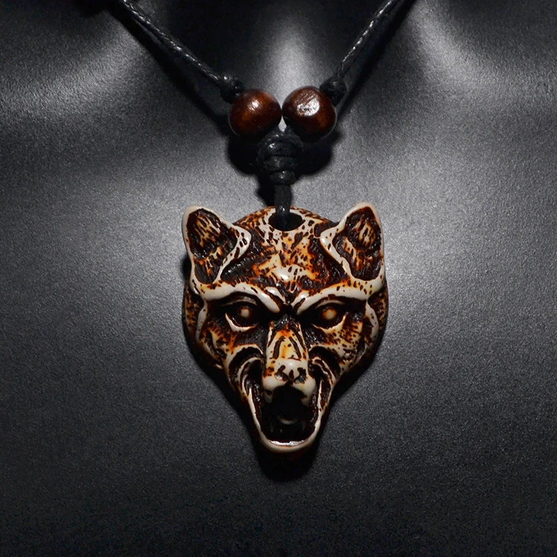 FX004 Vintage necklace Wolf head pendant men Choker Retro Charm Jewelry Punk style Imitation Yak Bone necklace Amulet Gift