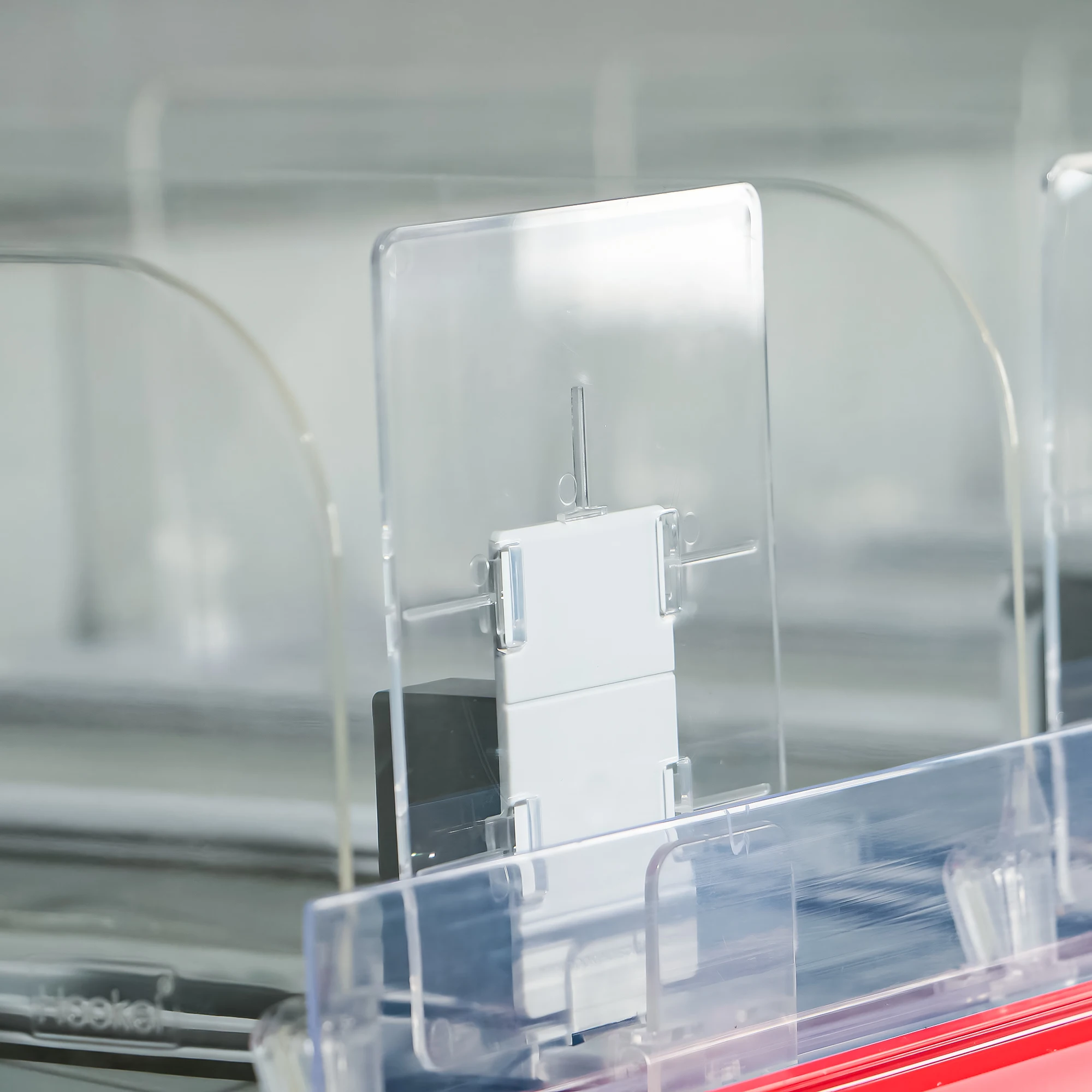 Spring Loaded Slow Feed Shelf Pusher System